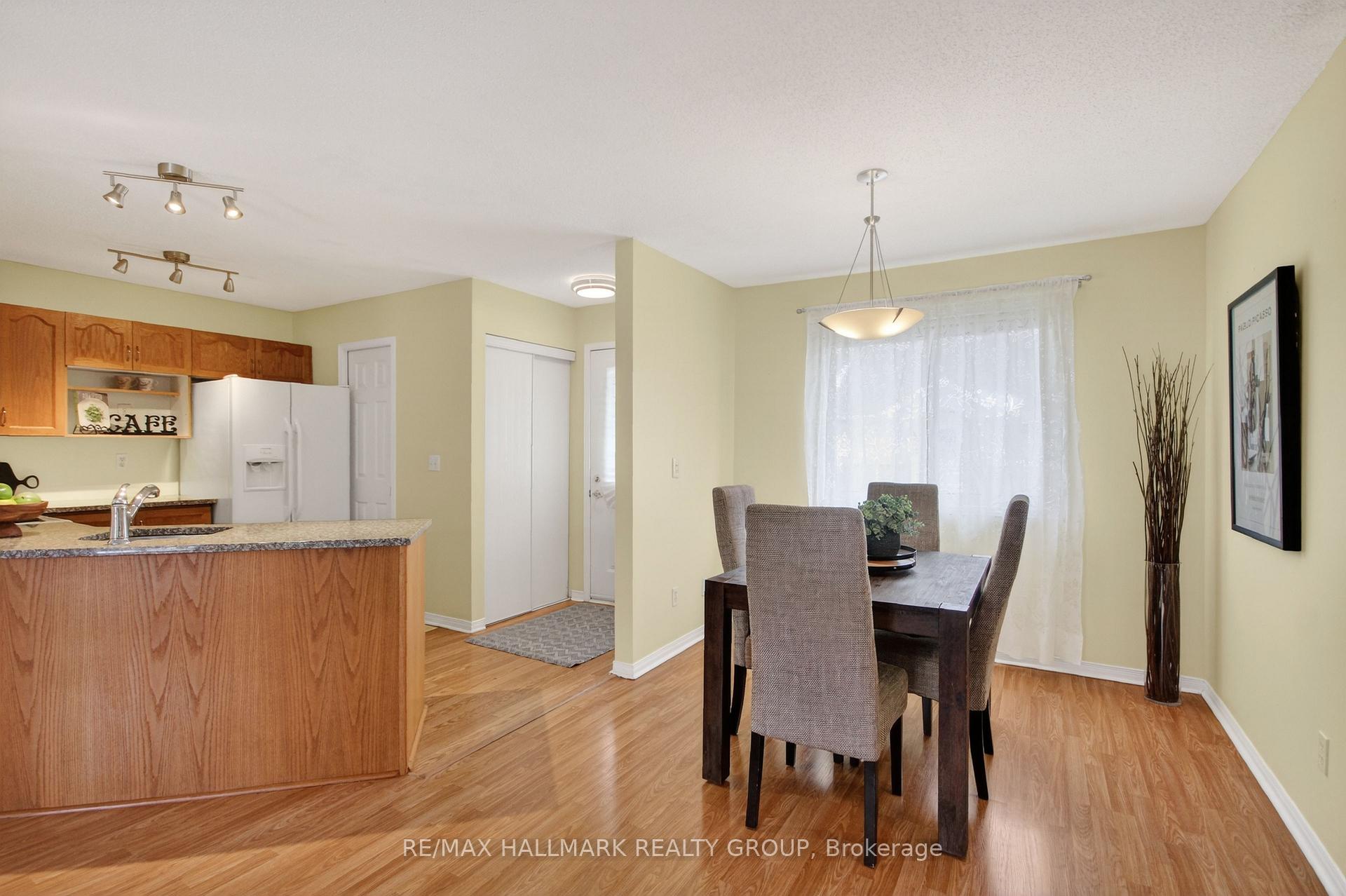 Photo 7 of 3 Daphne Crescent, Ottawa, Stittsville (South) — HOMEH