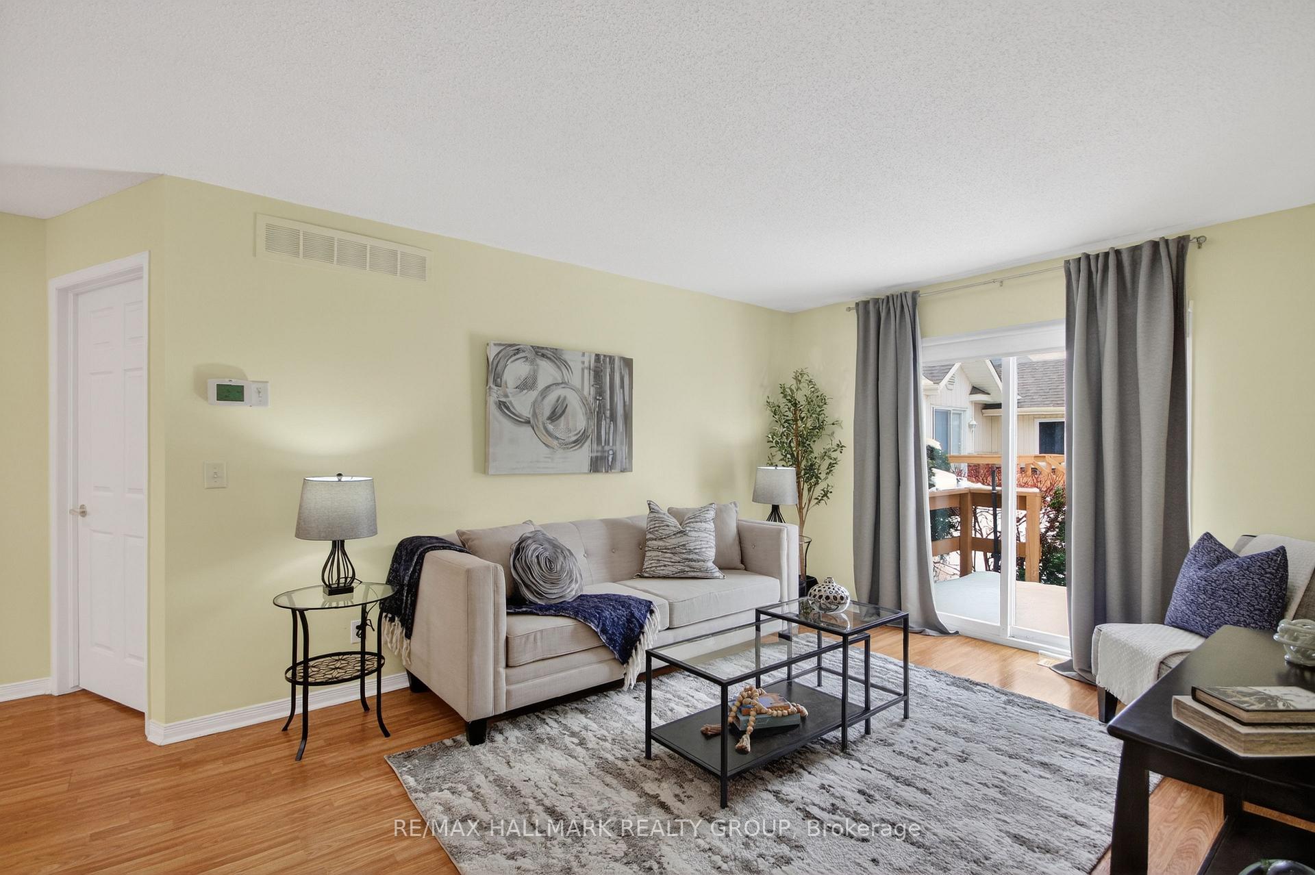 Photo 22 of 3 Daphne Crescent, Ottawa, Stittsville (South) — HOMEH