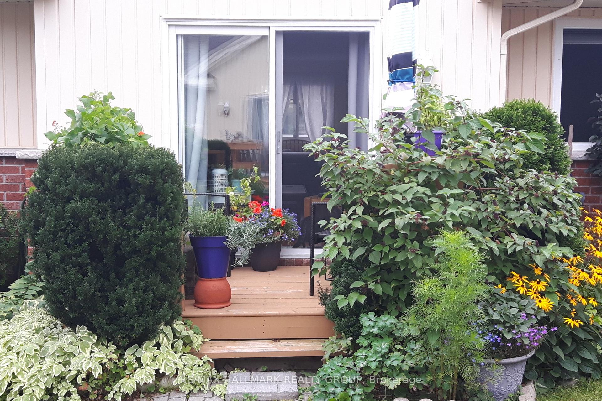Photo 24 of 3 Daphne Crescent, Ottawa, Stittsville (South) — HOMEH