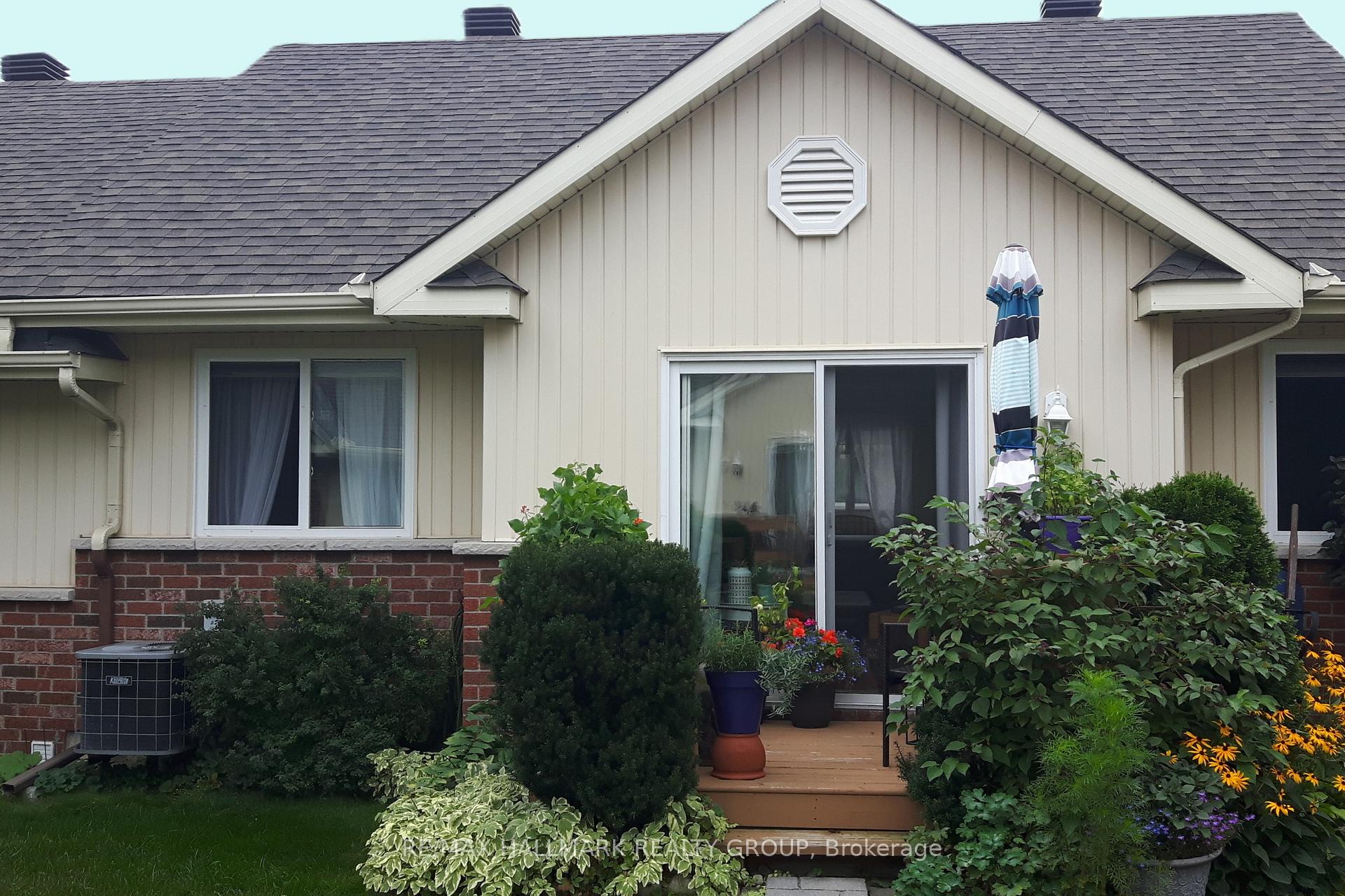 Photo 25 of 3 Daphne Crescent, Ottawa, Stittsville (South) — HOMEH