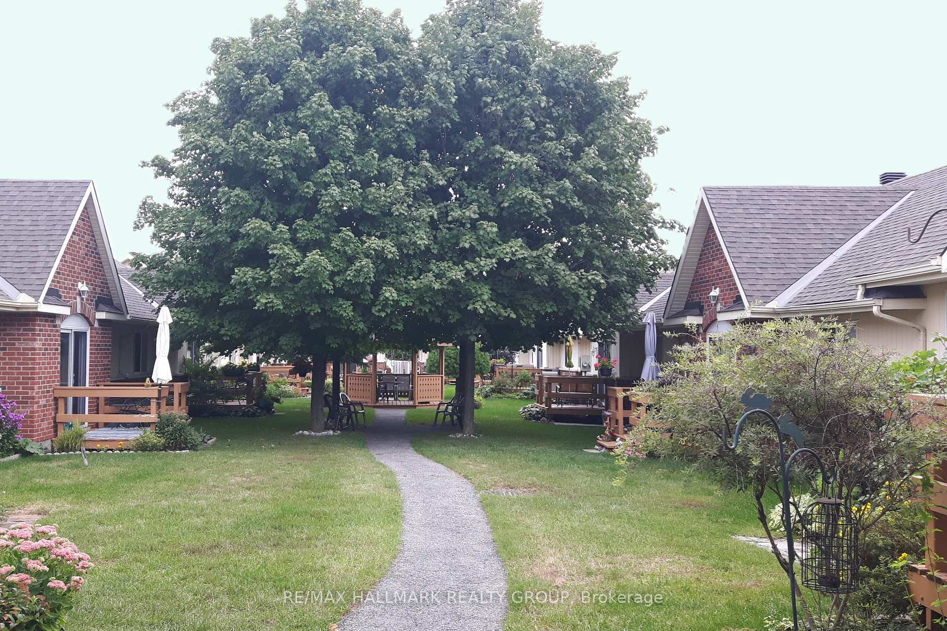 Photo 29 of 3 Daphne Crescent, Ottawa, Stittsville (South) — HOMEH