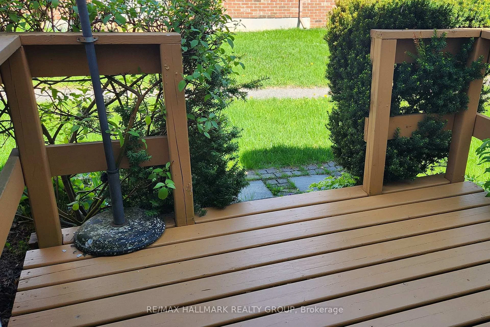 Photo 10 of 3 Daphne Crescent, Ottawa, Stittsville (South) — HOMEH