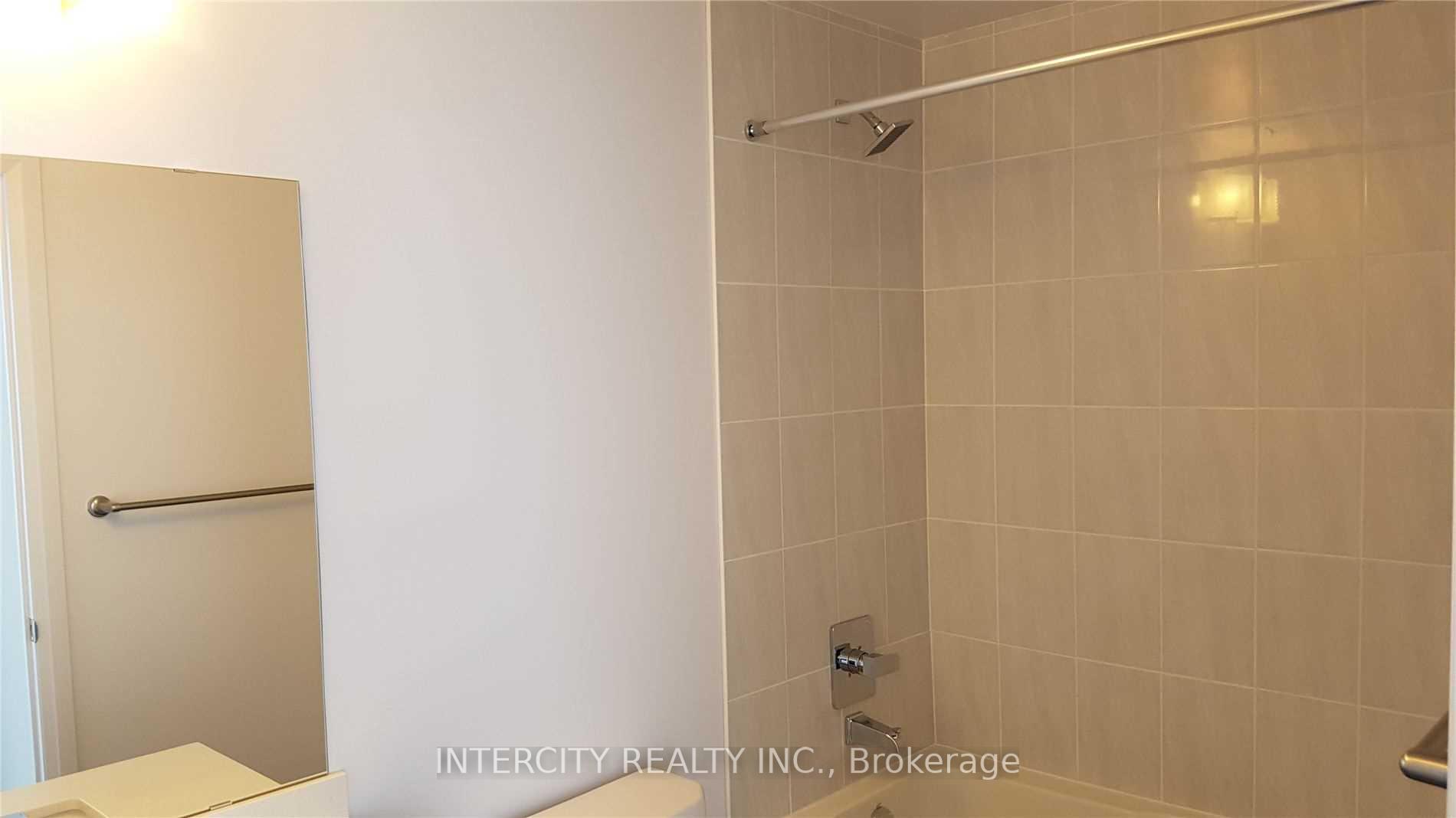 Photo 5 of Unit 2011, 7890 Bathurst Street, Vaughan, Beverley Glen — HOMEH