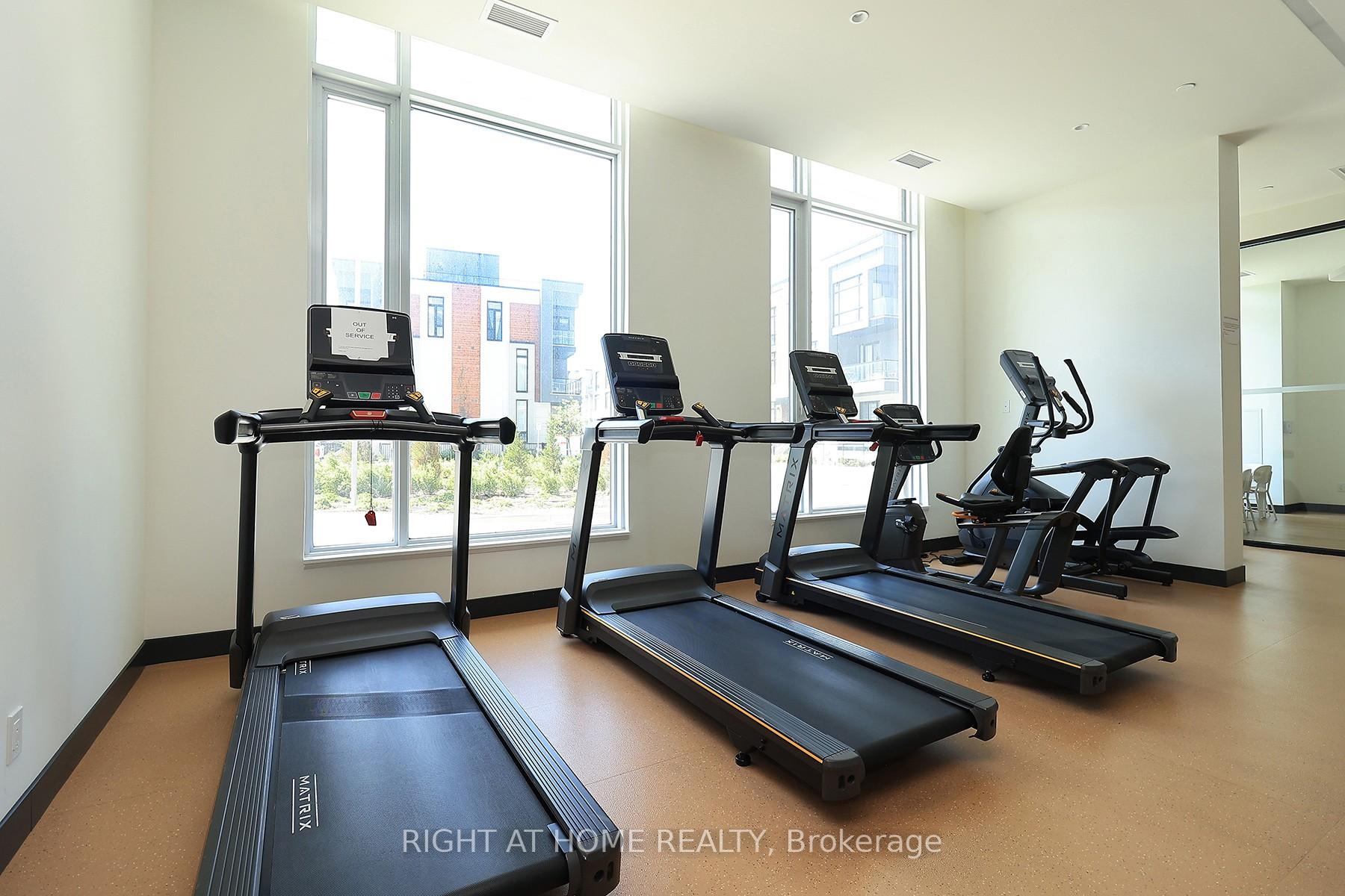 Photo 9 of Unit 331, 2 David Eyer Road, Richmond Hill, Rural Richmond Hill — HOMEH