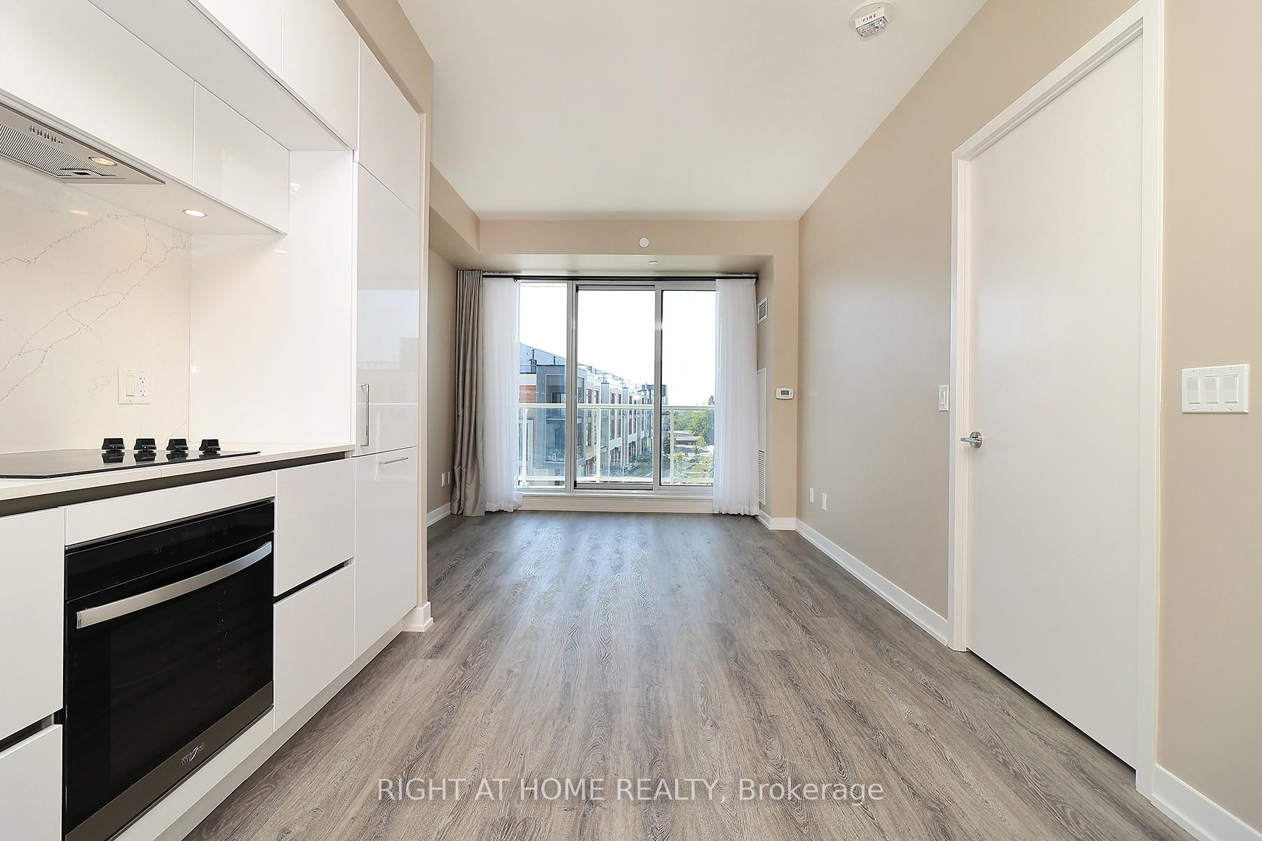 Photo 17 of Unit 331, 2 David Eyer Road, Richmond Hill, Rural Richmond Hill — HOMEH