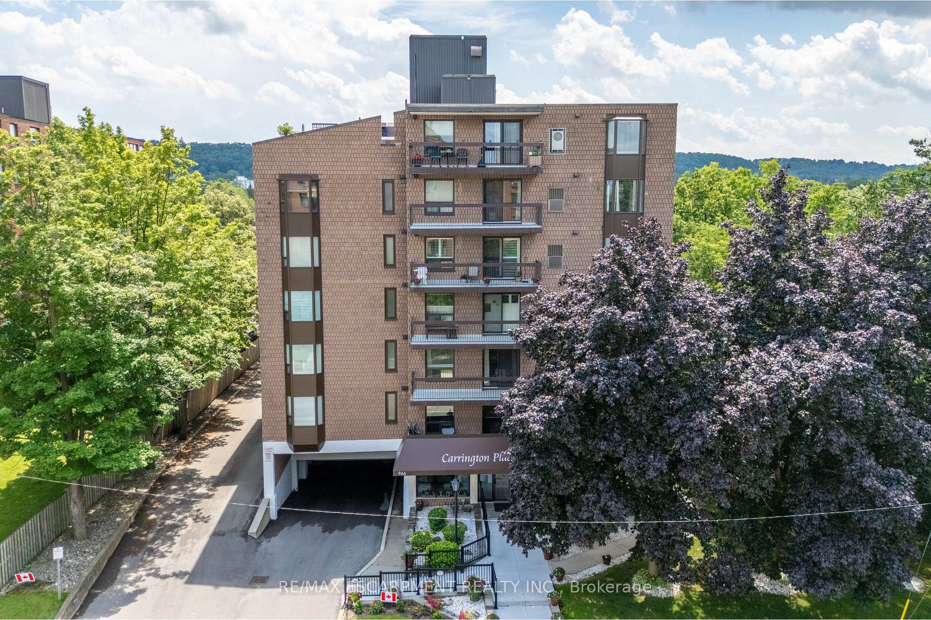 Photo 9 of Unit 204, 966 Queenston Road, Hamilton, Stoney Creek — HOMEH