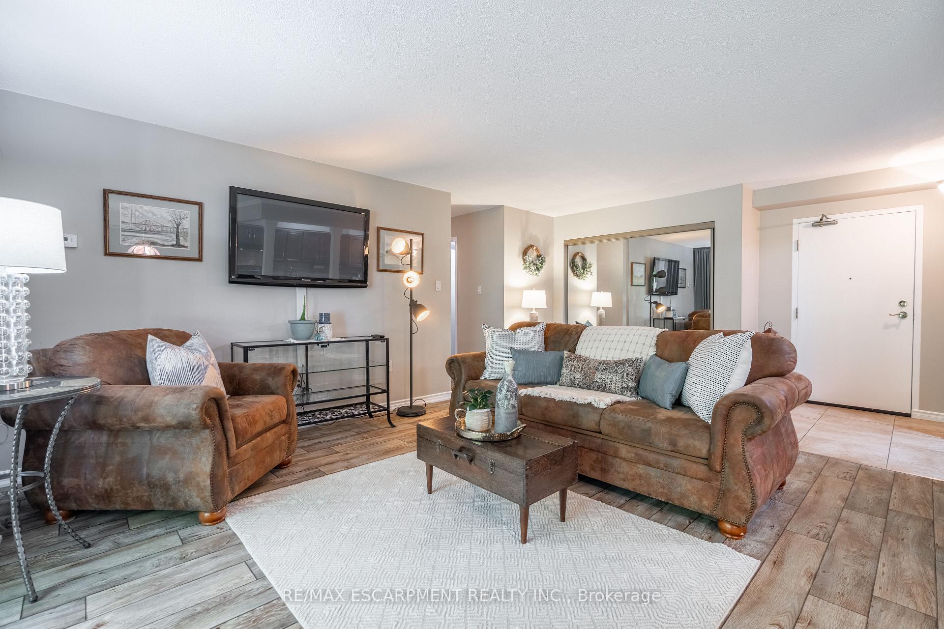 Photo 23 of Unit 204, 966 Queenston Road, Hamilton, Stoney Creek — HOMEH