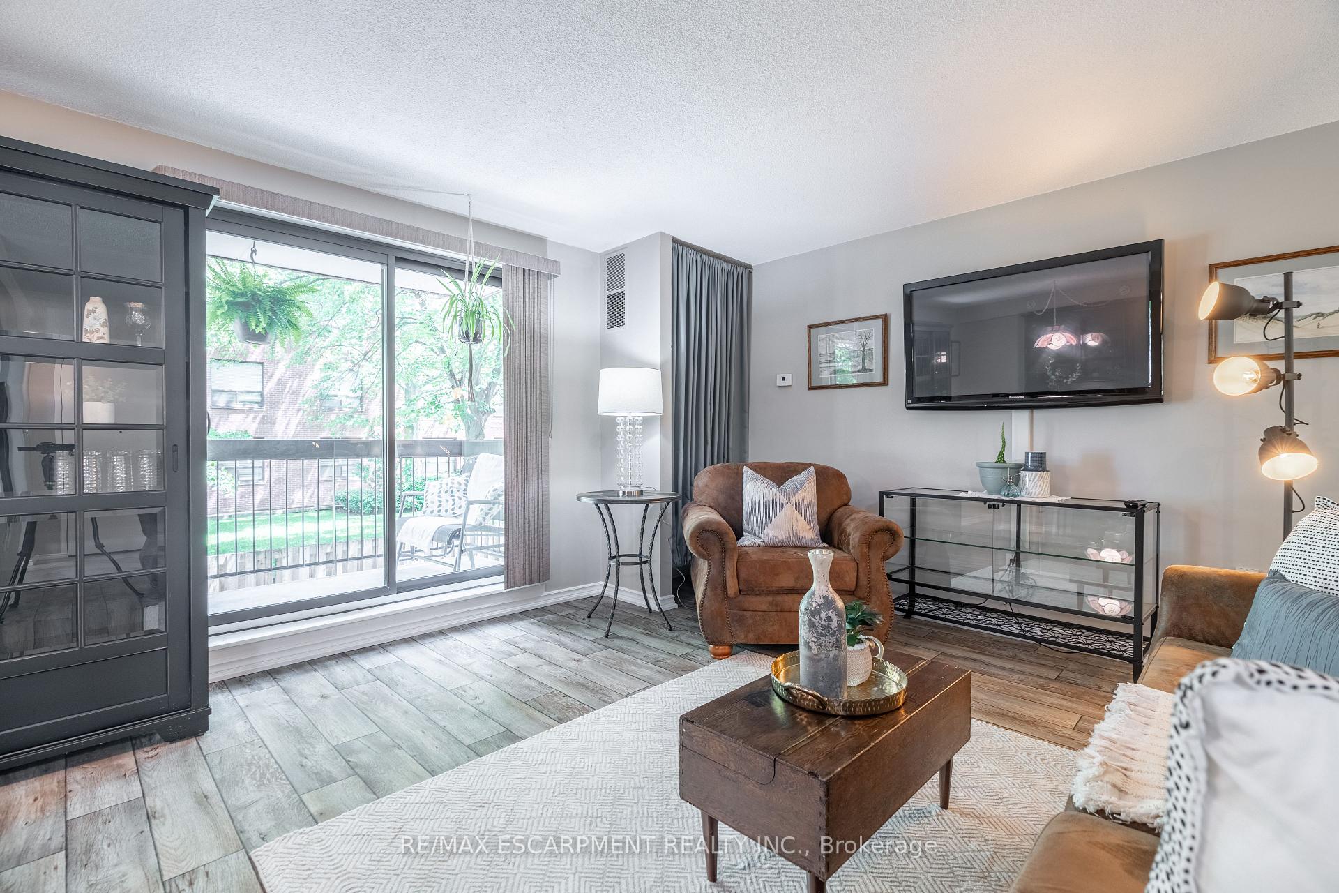 Photo 24 of Unit 204, 966 Queenston Road, Hamilton, Stoney Creek — HOMEH