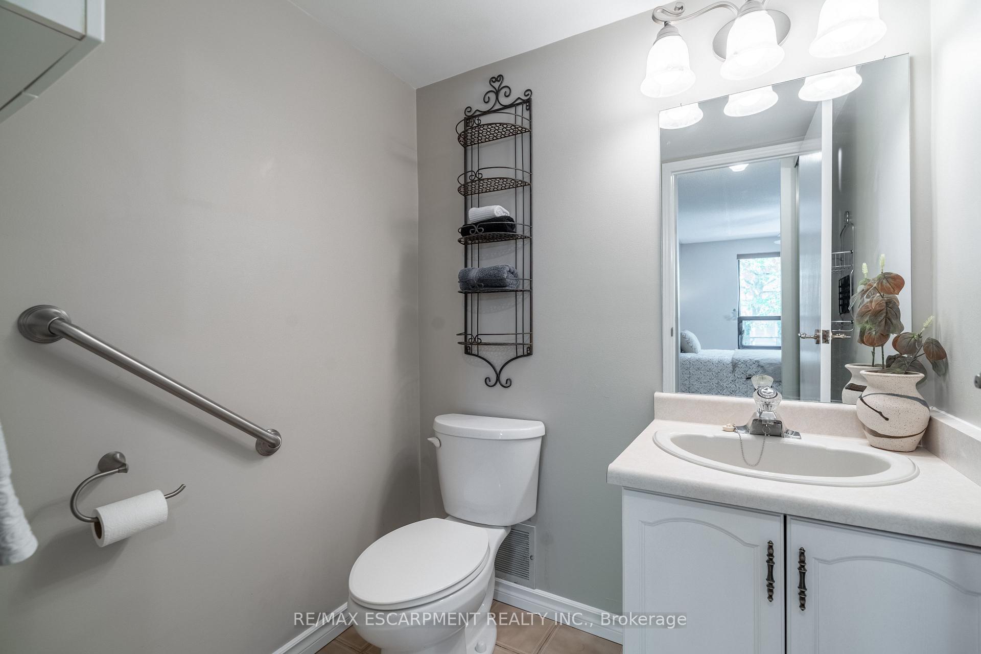 Photo 34 of Unit 204, 966 Queenston Road, Hamilton, Stoney Creek — HOMEH