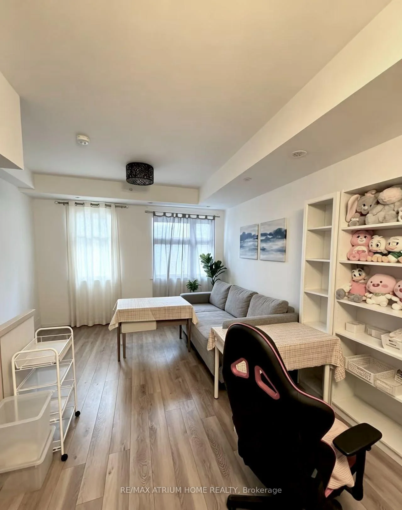 Photo 5 of Unit 117, 10 Echo Point, Scarborough, L'Amoreaux — HOMEH