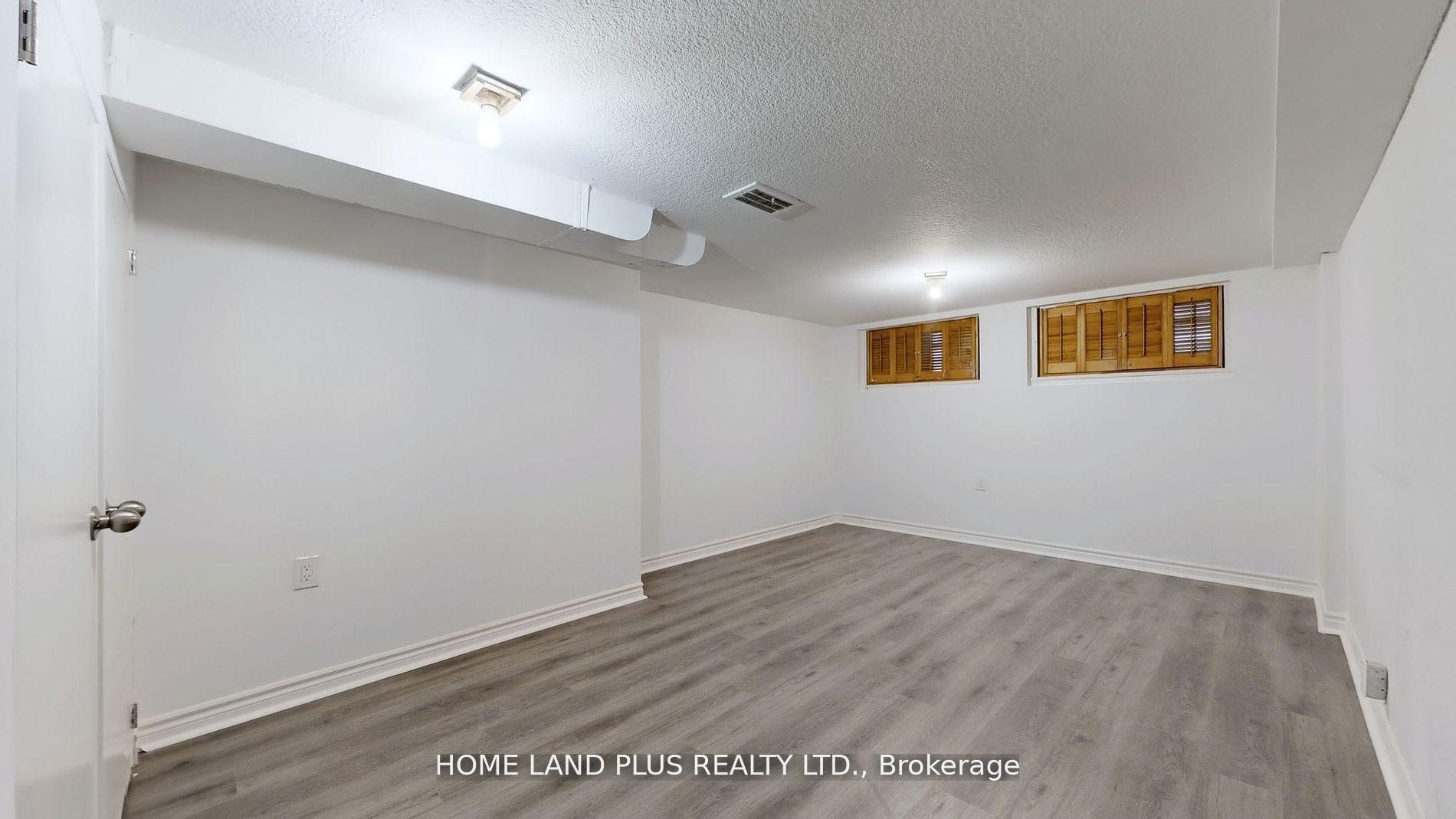 Photo 28 of 257 Joicey Boulevard, Toronto, Bedford Park-Nortown — HOMEH