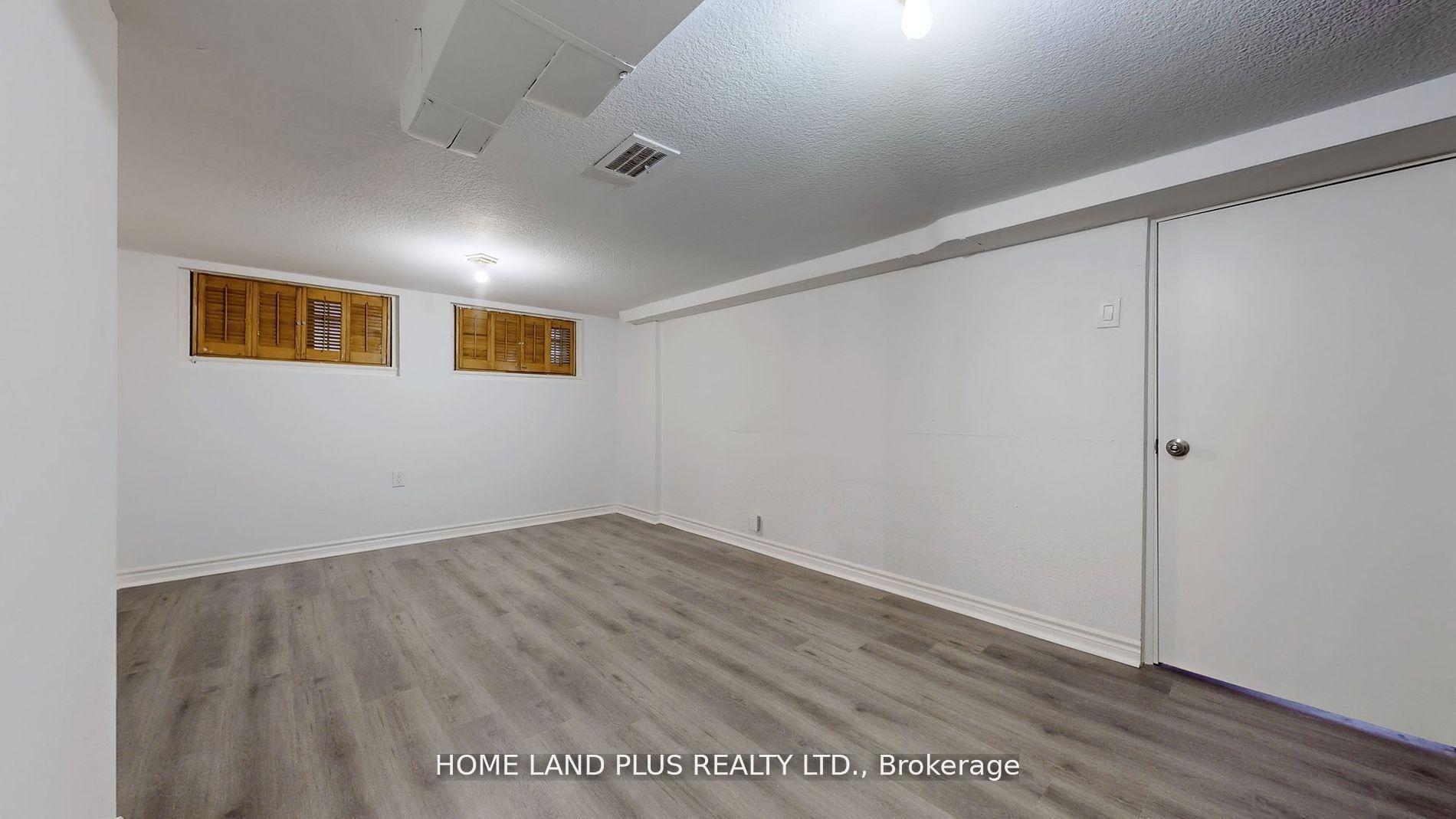 Photo 29 of 257 Joicey Boulevard, Toronto, Bedford Park-Nortown — HOMEH