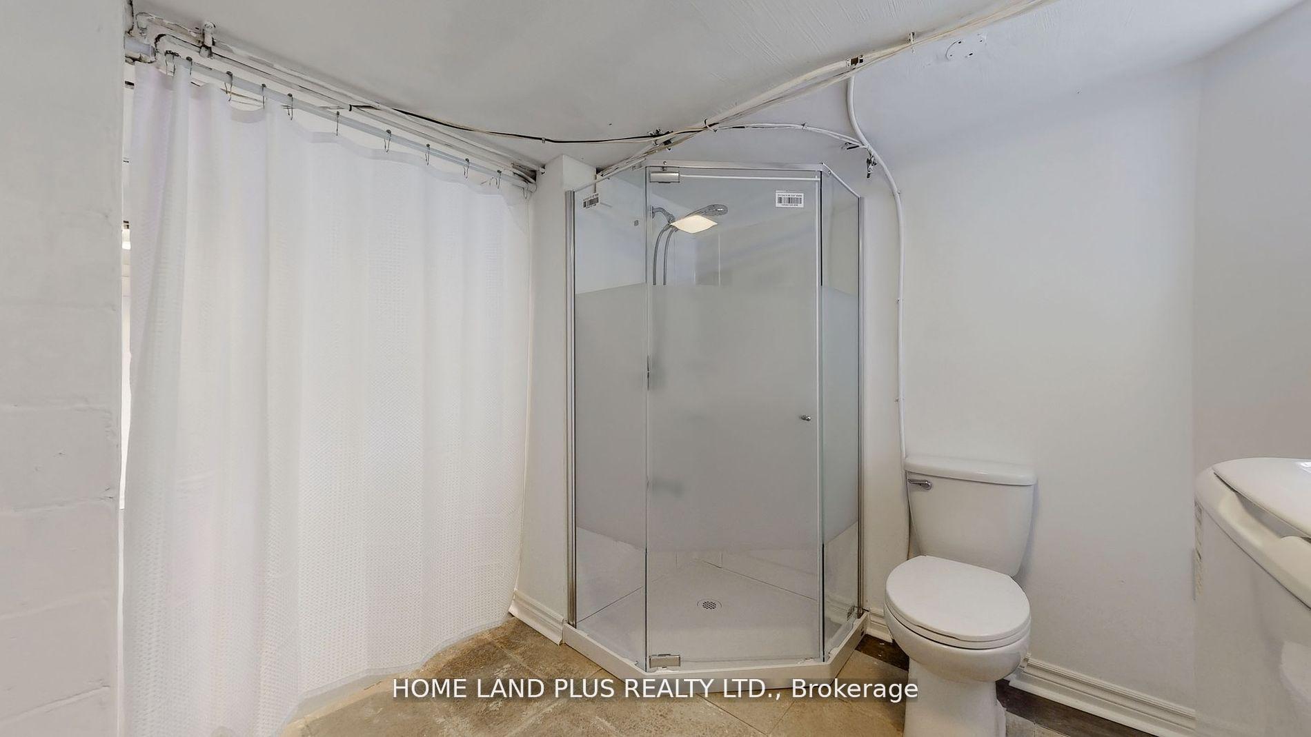 Photo 37 of 257 Joicey Boulevard, Toronto, Bedford Park-Nortown — HOMEH