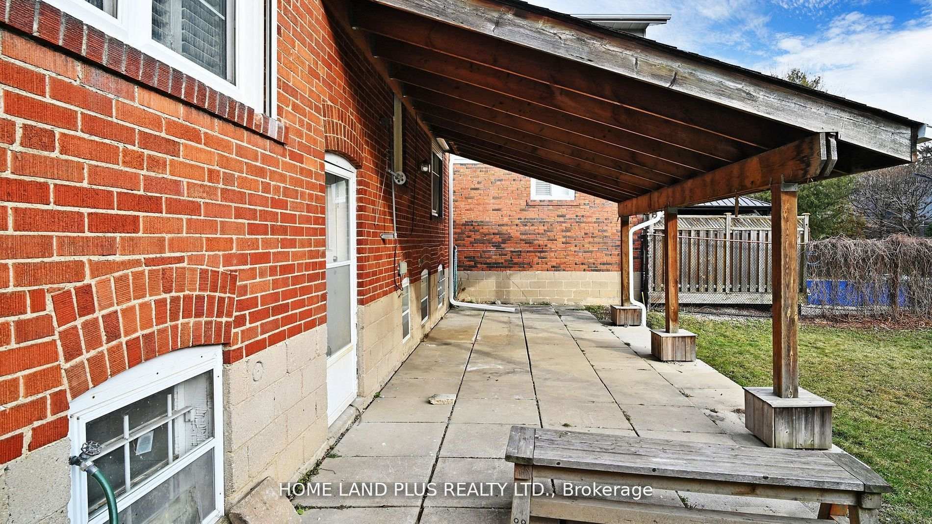 Photo 39 of 257 Joicey Boulevard, Toronto, Bedford Park-Nortown — HOMEH