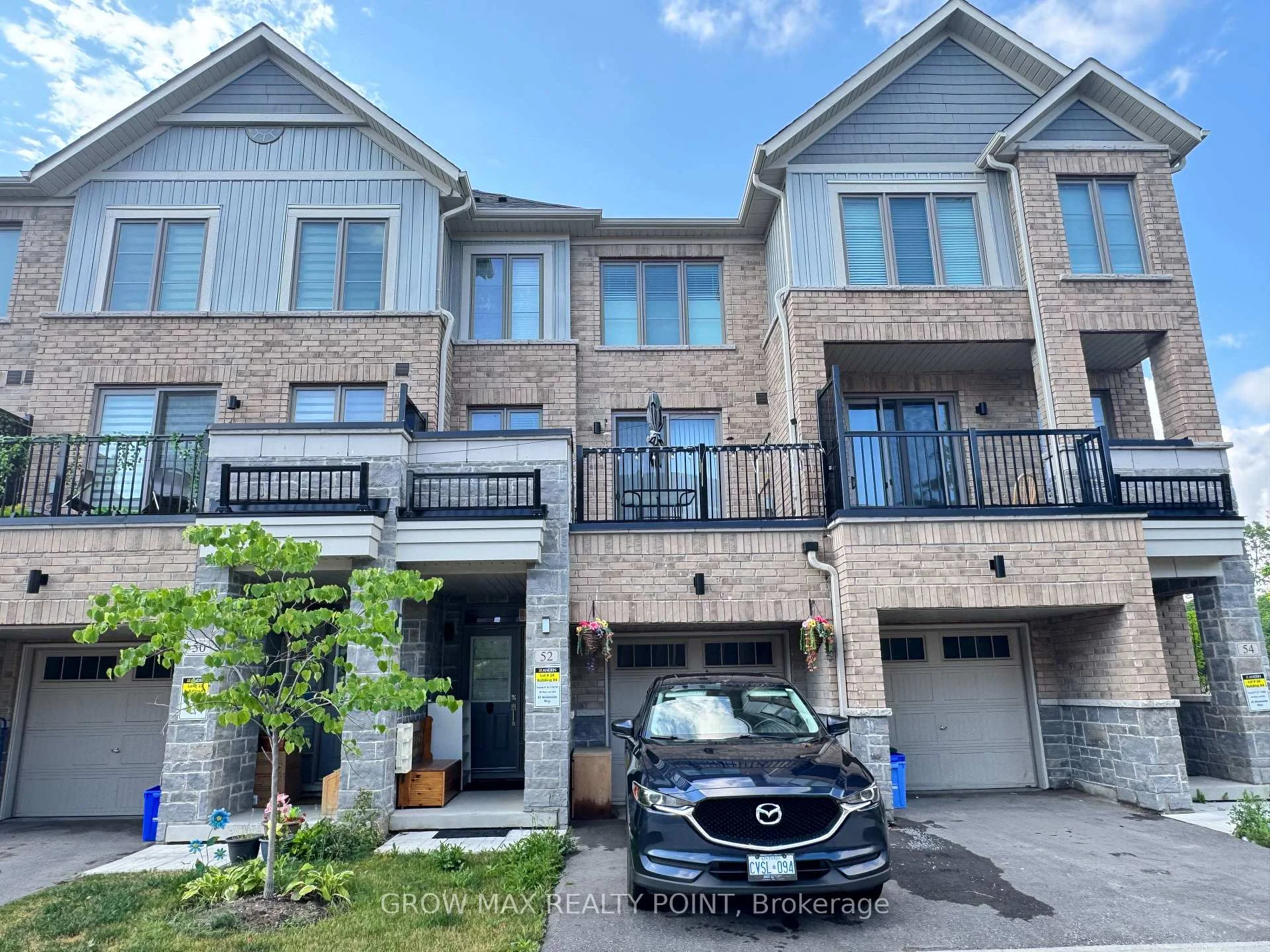 Photo 2 of 52 Waterside Way, Whitby, Port Whitby — HOMEH