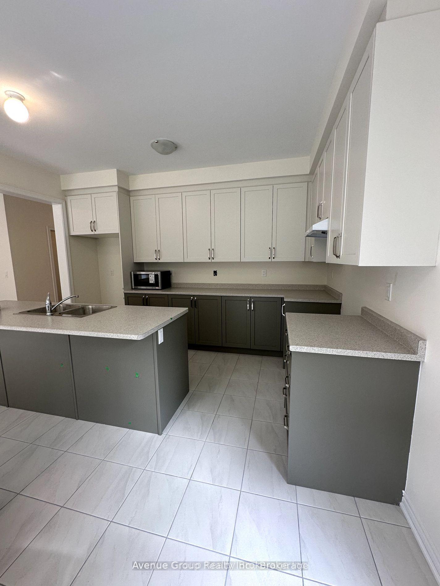 Photo 12 of 110 North Garden Boulevard, Scugog, Port Perry — HOMEH