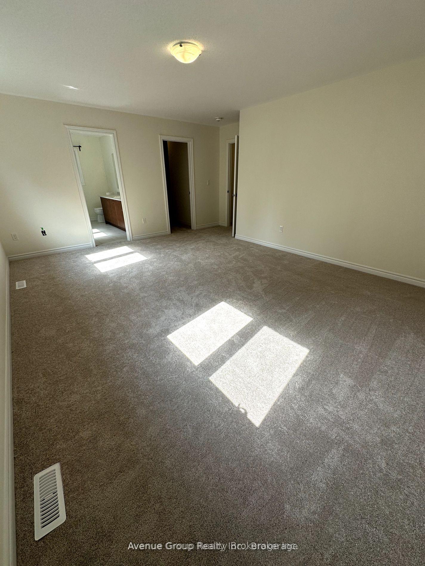 Photo 19 of 110 North Garden Boulevard, Scugog, Port Perry — HOMEH