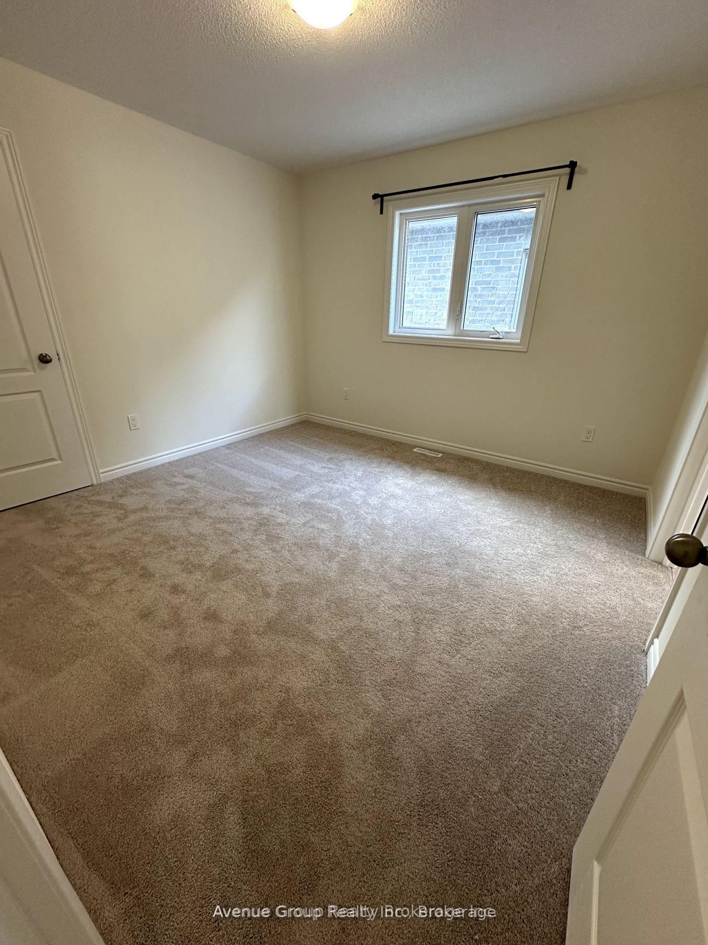 Photo 26 of 110 North Garden Boulevard, Scugog, Port Perry — HOMEH