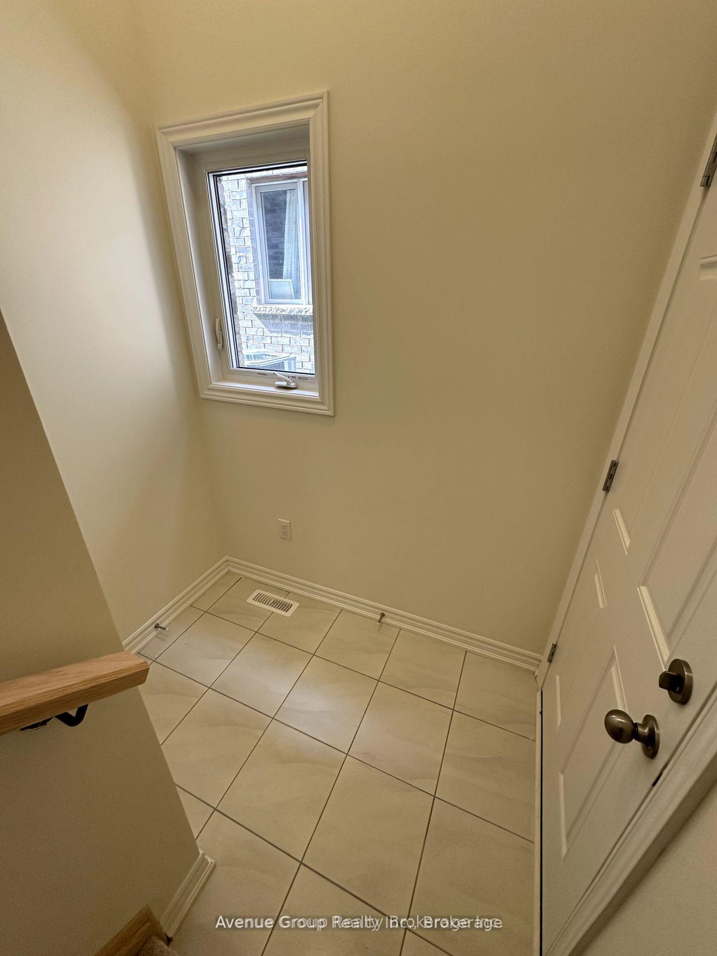 Photo 33 of 110 North Garden Boulevard, Scugog, Port Perry — HOMEH