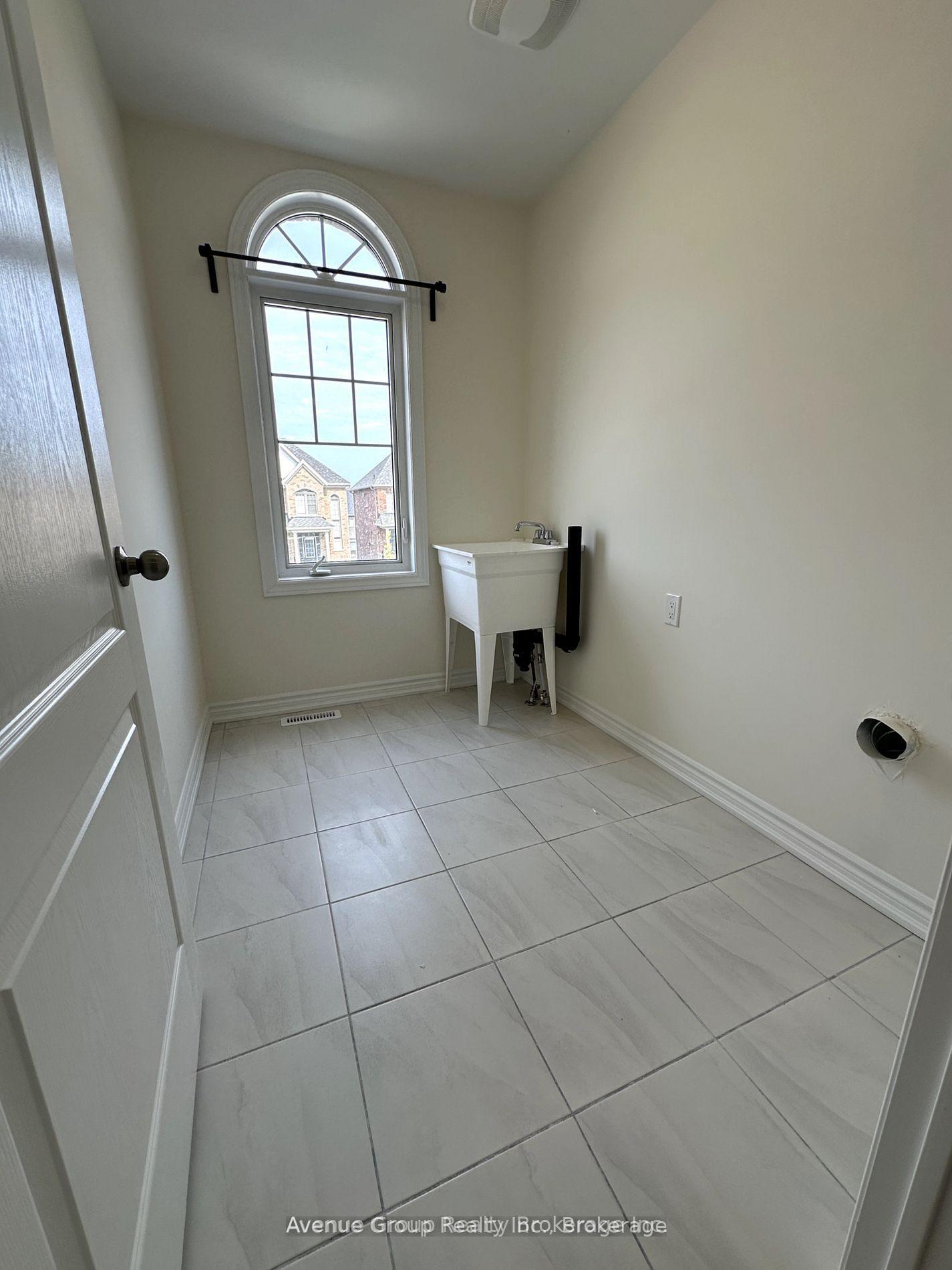 Photo 34 of 110 North Garden Boulevard, Scugog, Port Perry — HOMEH