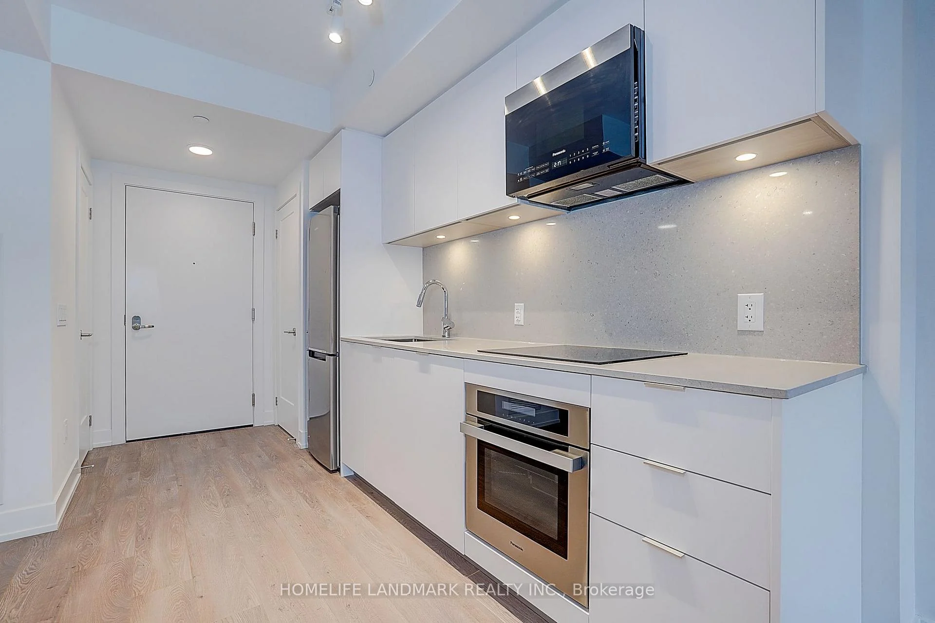 Photo 12 of Unit 805, 9 Clegg Road, Markham, Unionville — HOMEH
