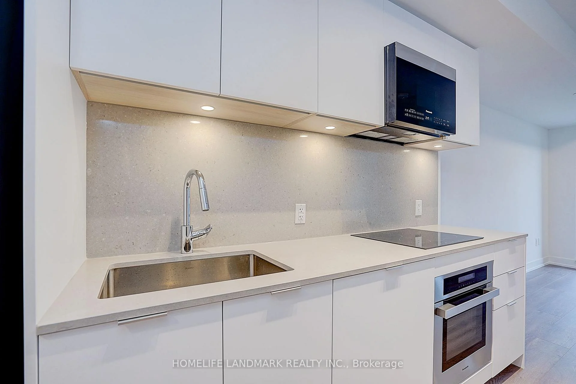 Photo 14 of Unit 805, 9 Clegg Road, Markham, Unionville — HOMEH
