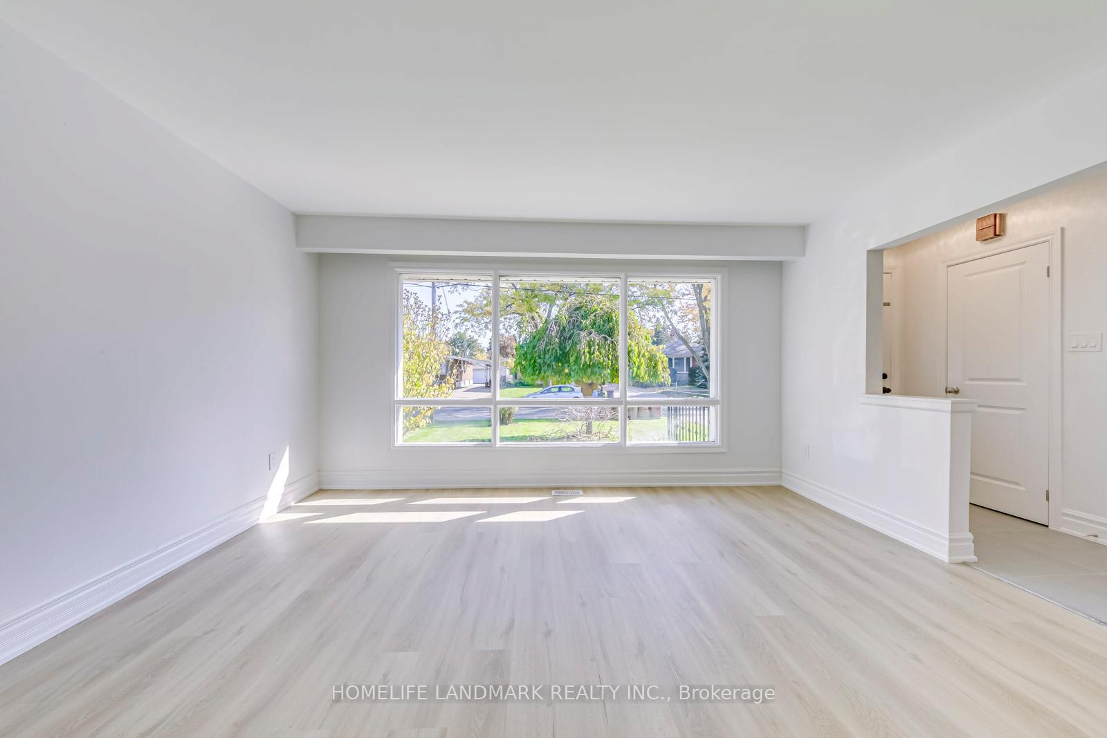 Photo 4 of 146 Manning Avenue, Hamilton, Greeningdon — HOMEH