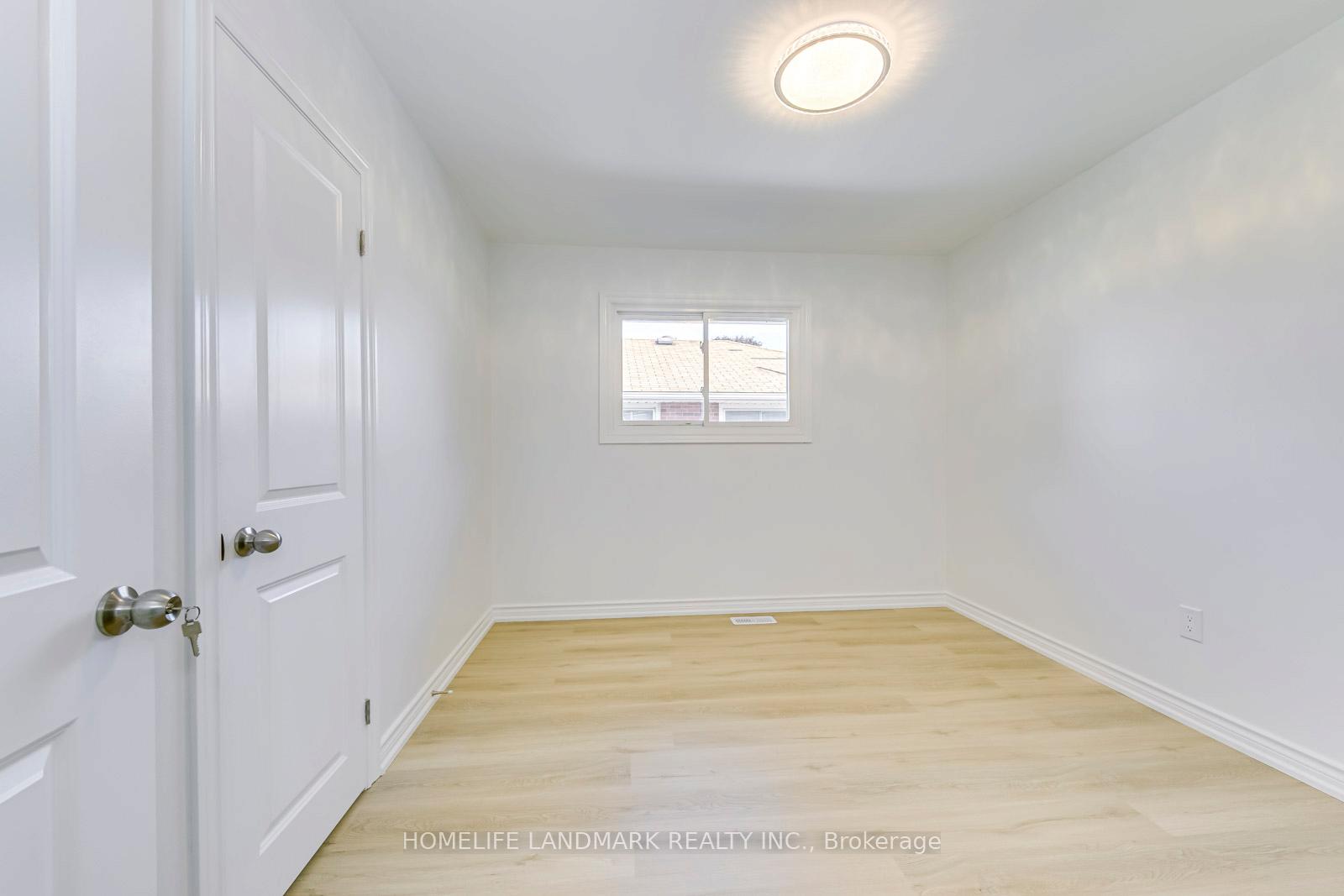 Photo 11 of 146 Manning Avenue, Hamilton, Greeningdon — HOMEH