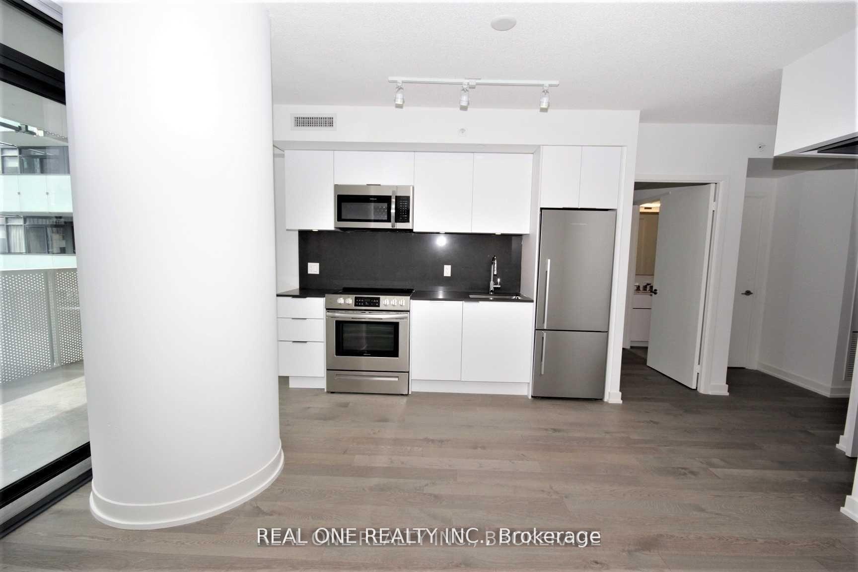Photo 5 of Unit 1706, 25 Richmond Street E, Toronto, Church-Yonge Corridor — HOMEH
