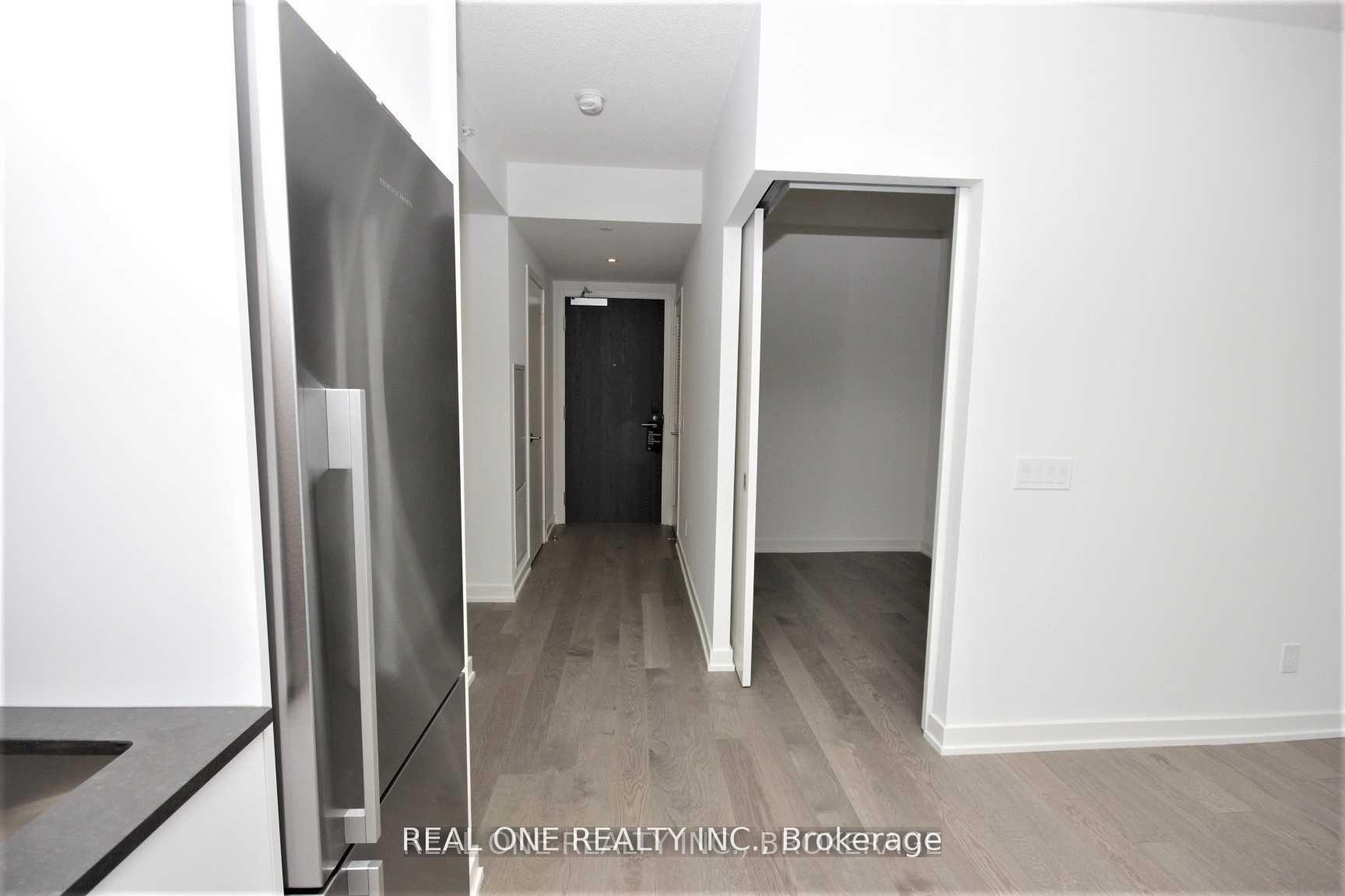 Photo 6 of Unit 1706, 25 Richmond Street E, Toronto, Church-Yonge Corridor — HOMEH