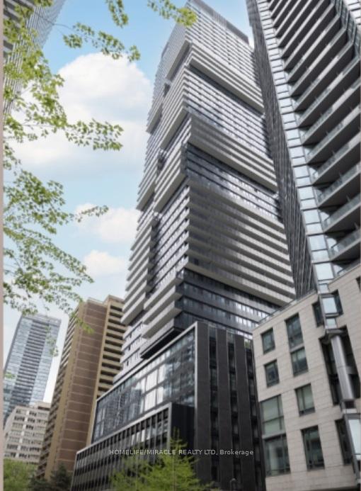 Front of Unit 3505, 55 Charles Street E