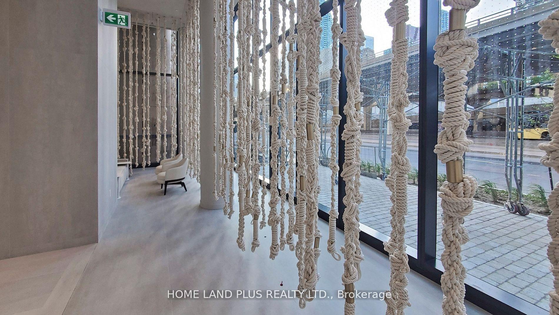 Photo 3 of Unit 4502, 55 Cooper Street, Toronto, Waterfront Communities — HOMEH