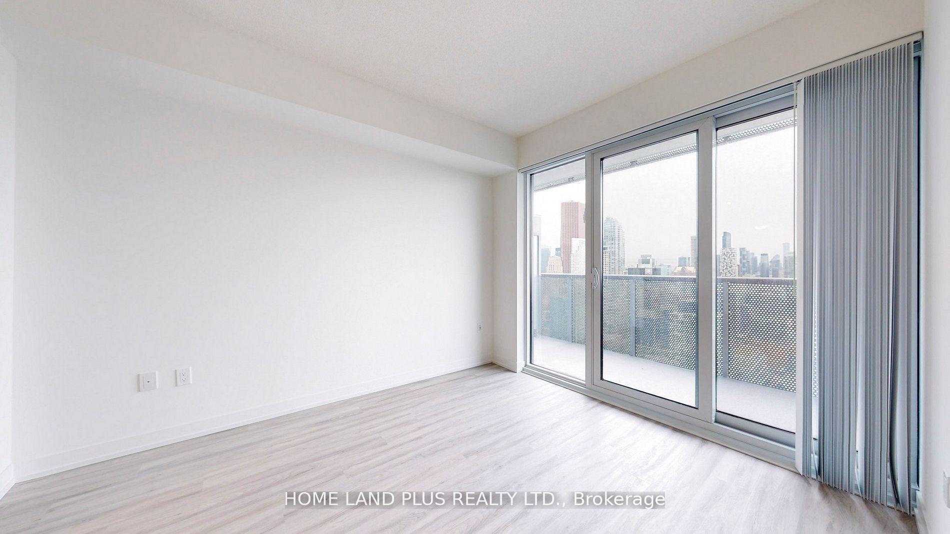 Photo 12 of Unit 4502, 55 Cooper Street, Toronto, Waterfront Communities — HOMEH