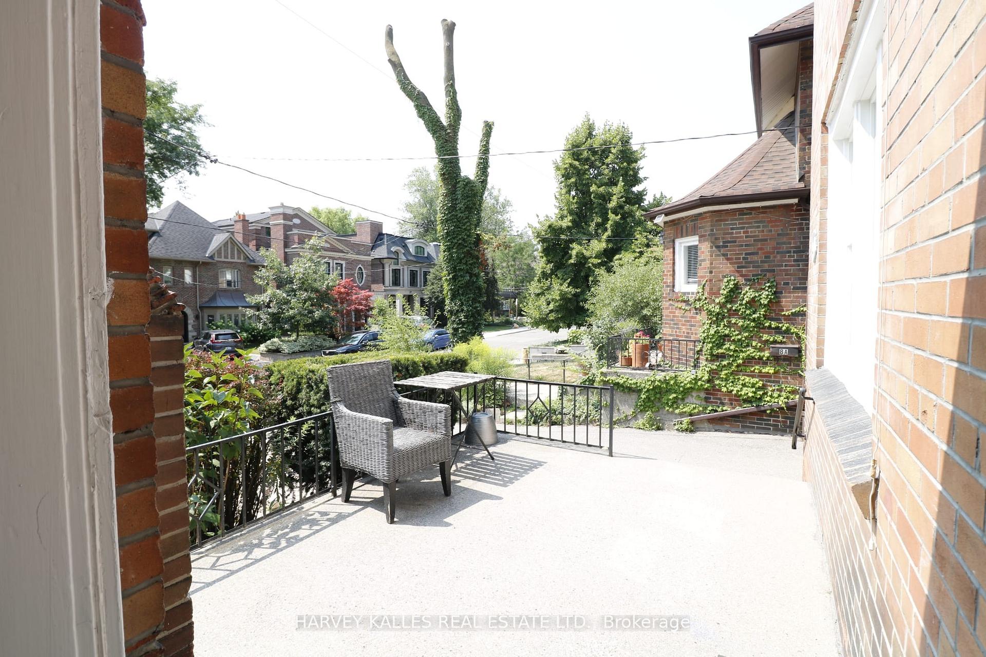 Photo 2 of Unit Main, 6 Poplar Plains Crescent, Toronto, Casa Loma — HOMEH