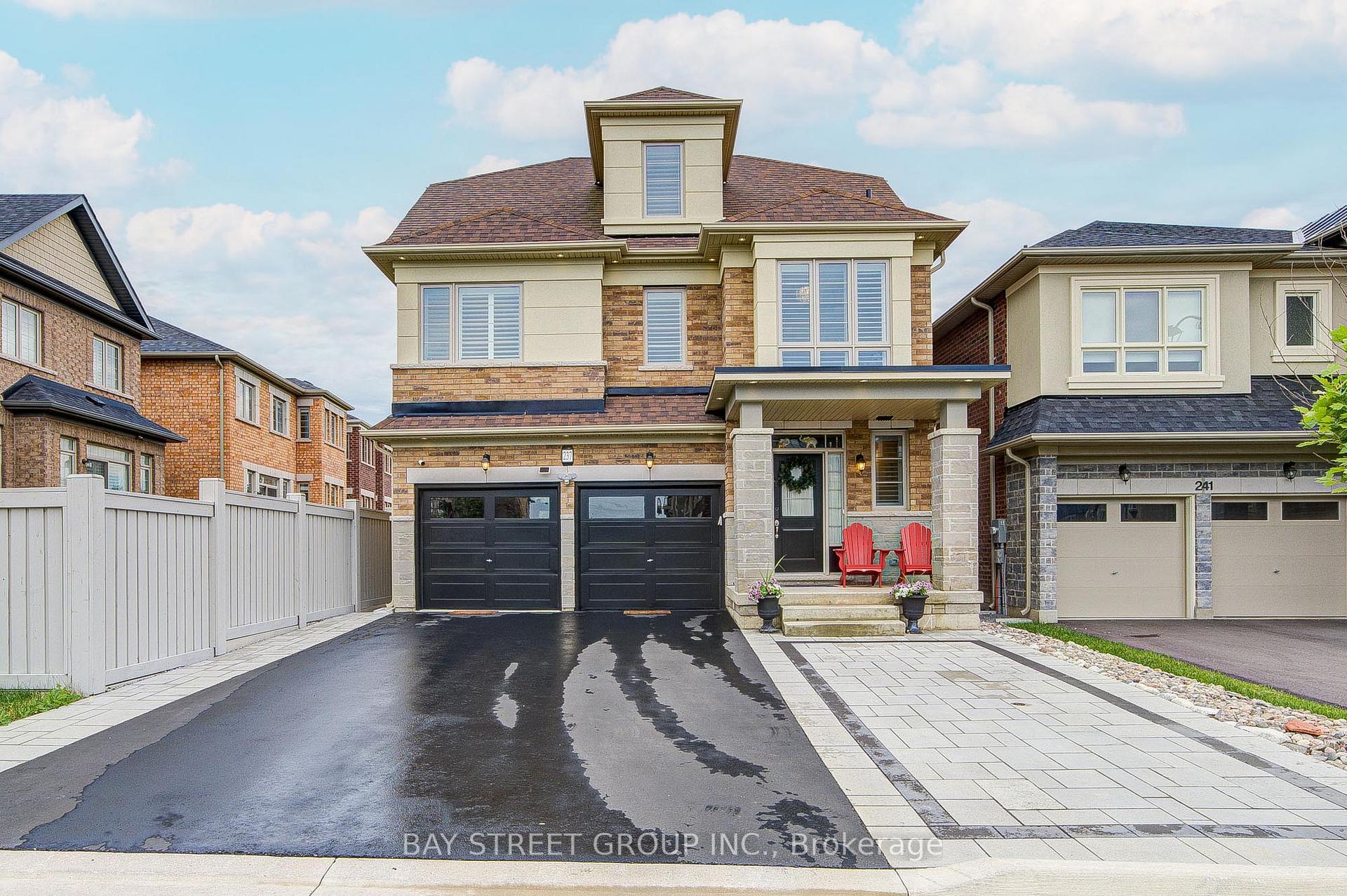 Photo 1 of 237 Ben Sinclair Avenue, East Gwillimbury, Queensville — HOMEH