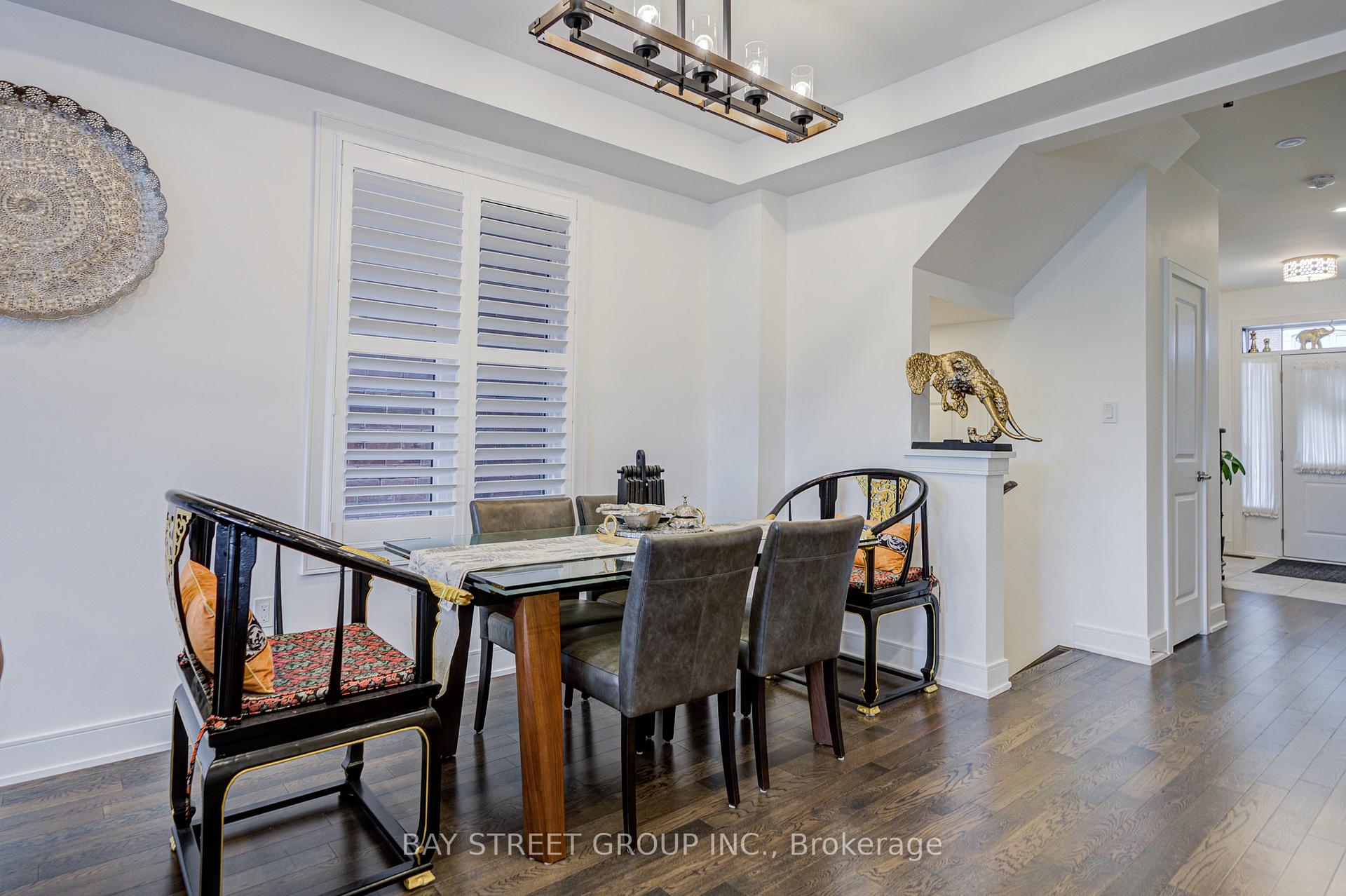 Photo 5 of 237 Ben Sinclair Avenue, East Gwillimbury, Queensville — HOMEH