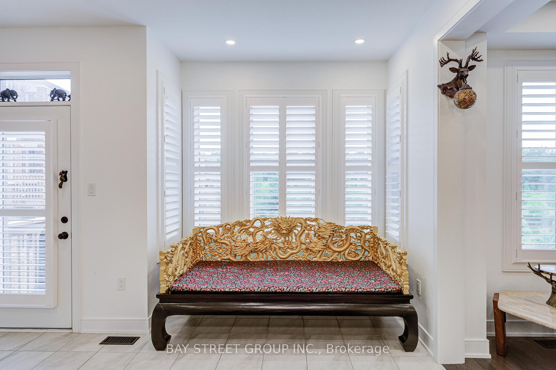 Photo 13 of 237 Ben Sinclair Avenue, East Gwillimbury, Queensville — HOMEH