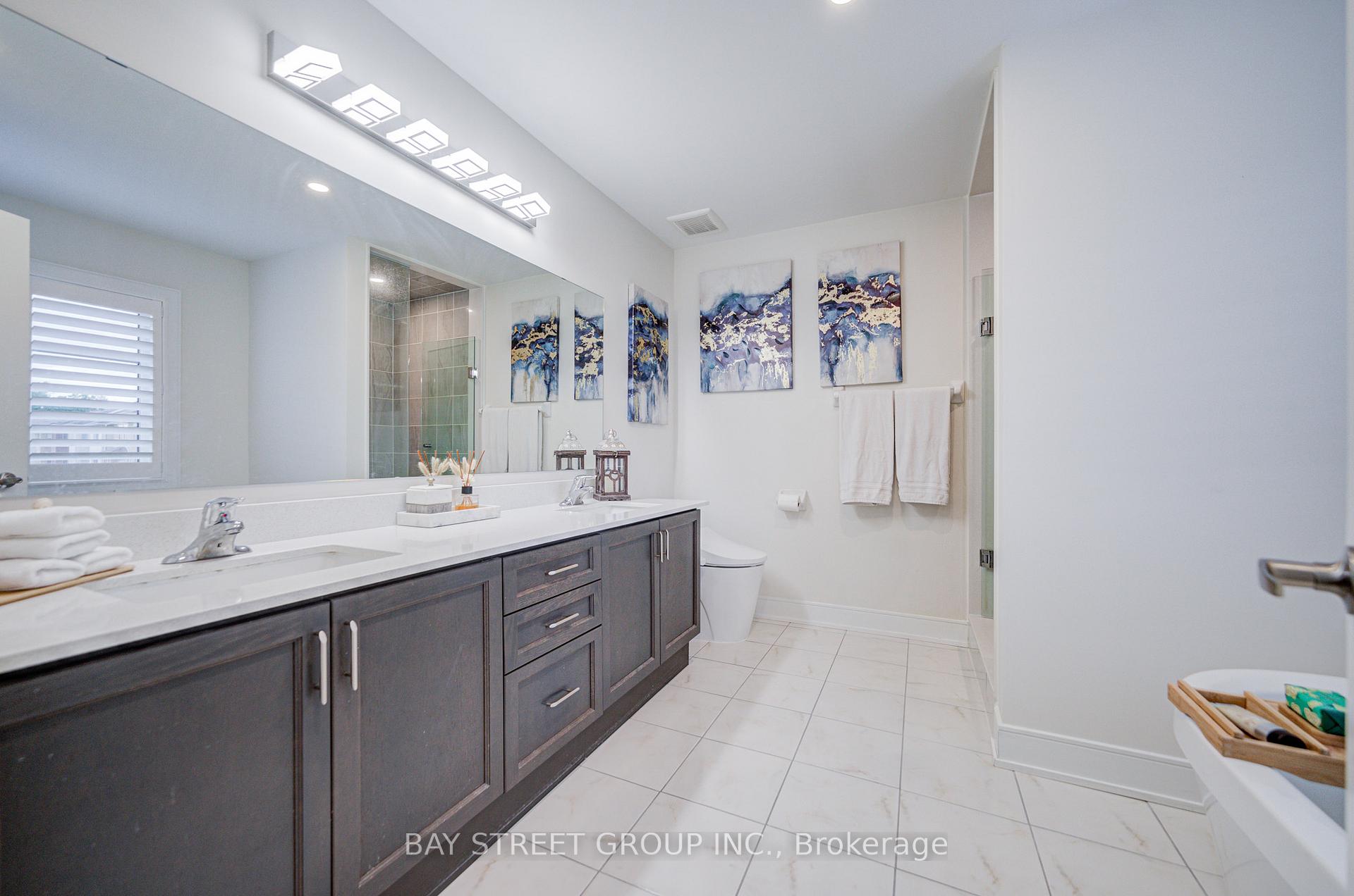 Photo 19 of 237 Ben Sinclair Avenue, East Gwillimbury, Queensville — HOMEH