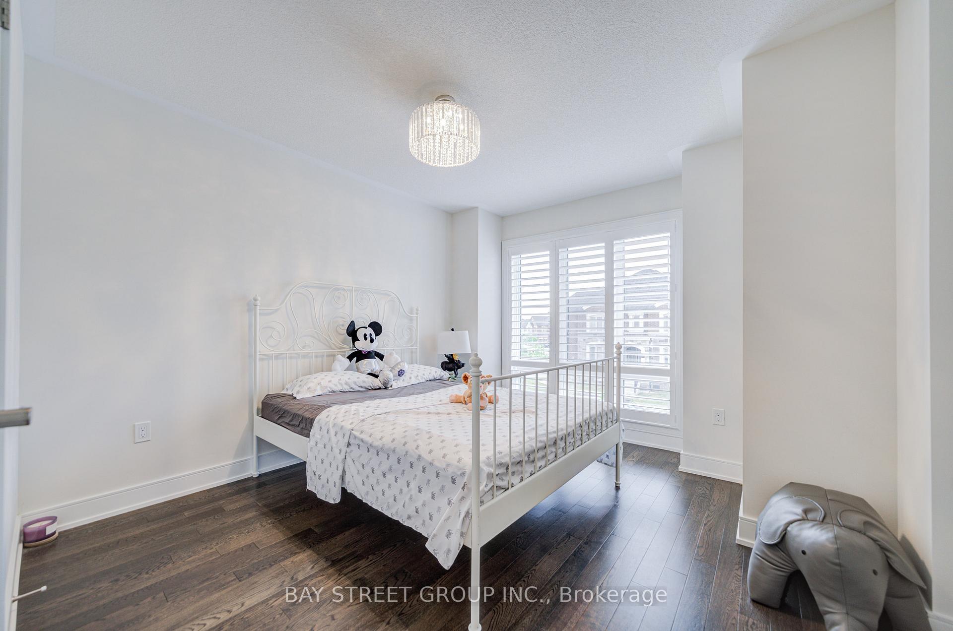 Photo 22 of 237 Ben Sinclair Avenue, East Gwillimbury, Queensville — HOMEH