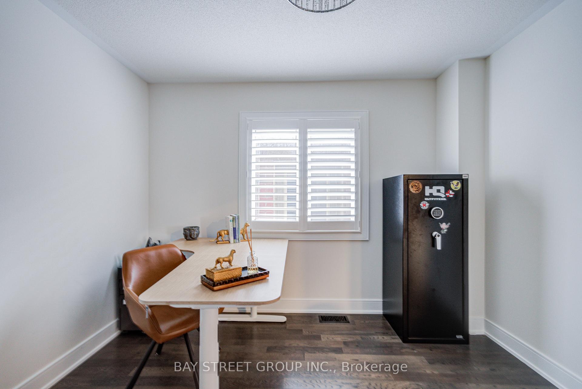 Photo 23 of 237 Ben Sinclair Avenue, East Gwillimbury, Queensville — HOMEH