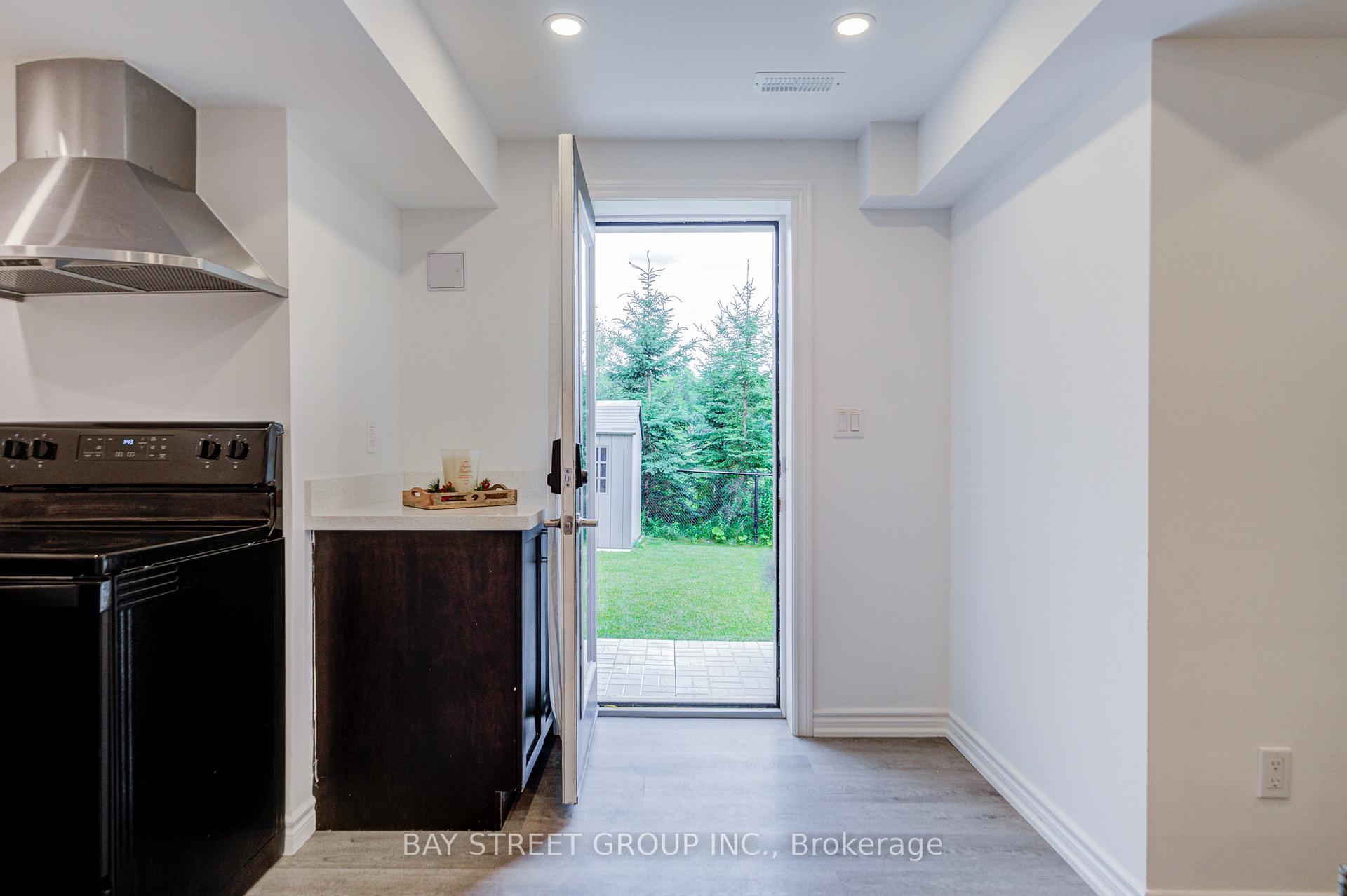 Photo 34 of 237 Ben Sinclair Avenue, East Gwillimbury, Queensville — HOMEH