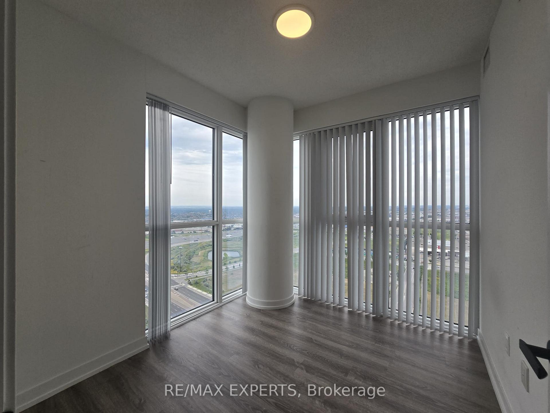 Photo 2 of Unit 3111, 195 Commerce Street, Vaughan, Vaughan Corporate Centre — HOMEH