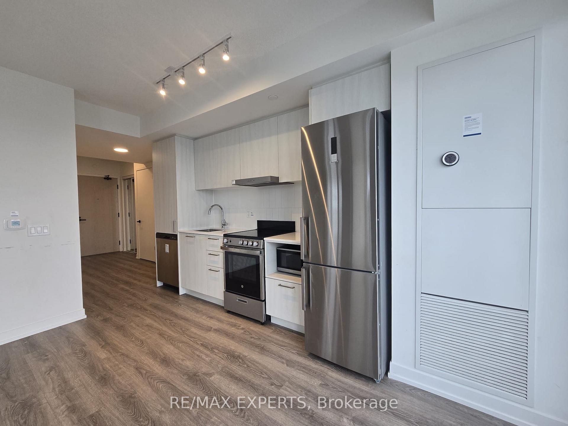 Photo 6 of Unit 3111, 195 Commerce Street, Vaughan, Vaughan Corporate Centre — HOMEH