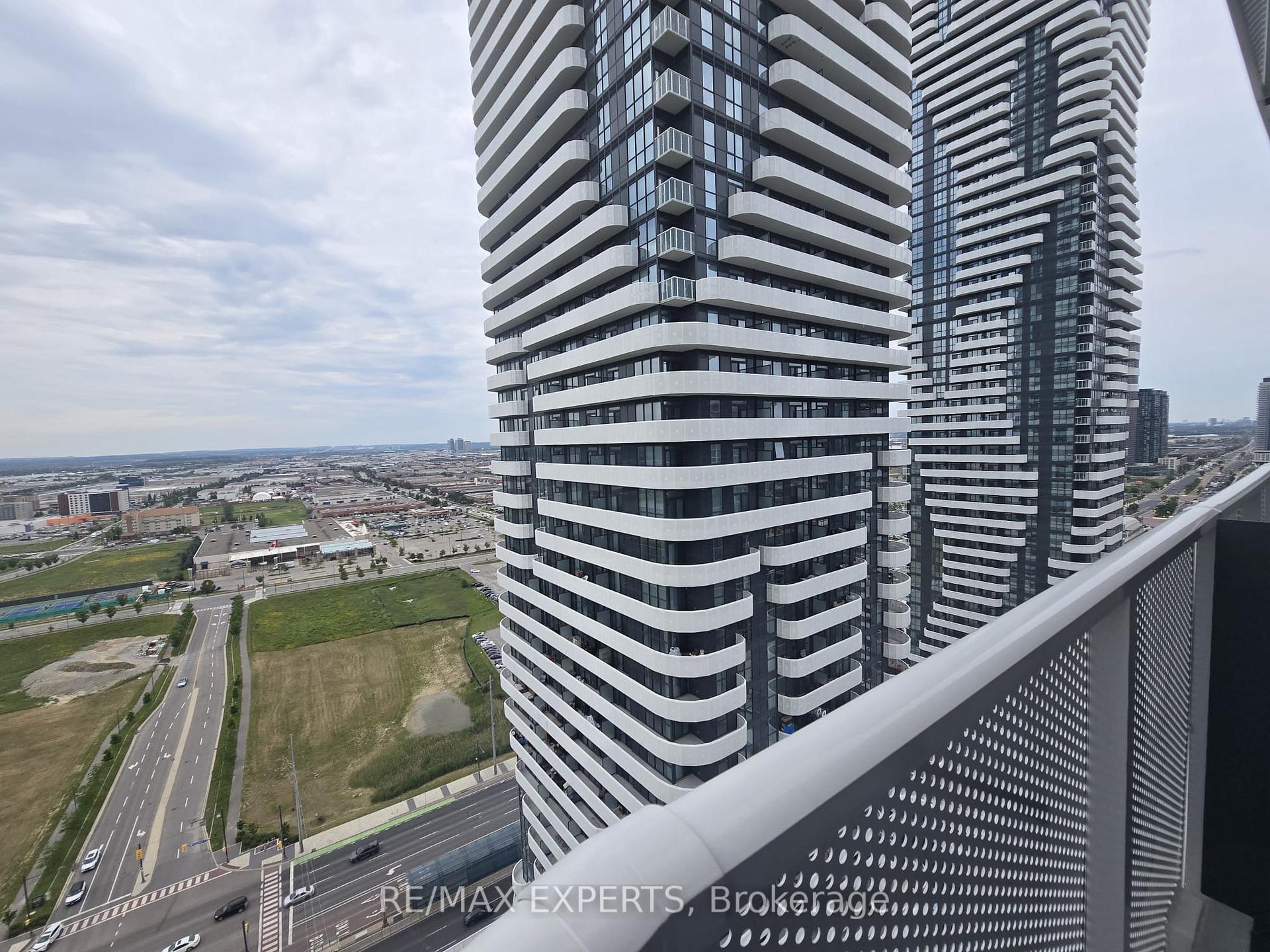 Photo 13 of Unit 3111, 195 Commerce Street, Vaughan, Vaughan Corporate Centre — HOMEH
