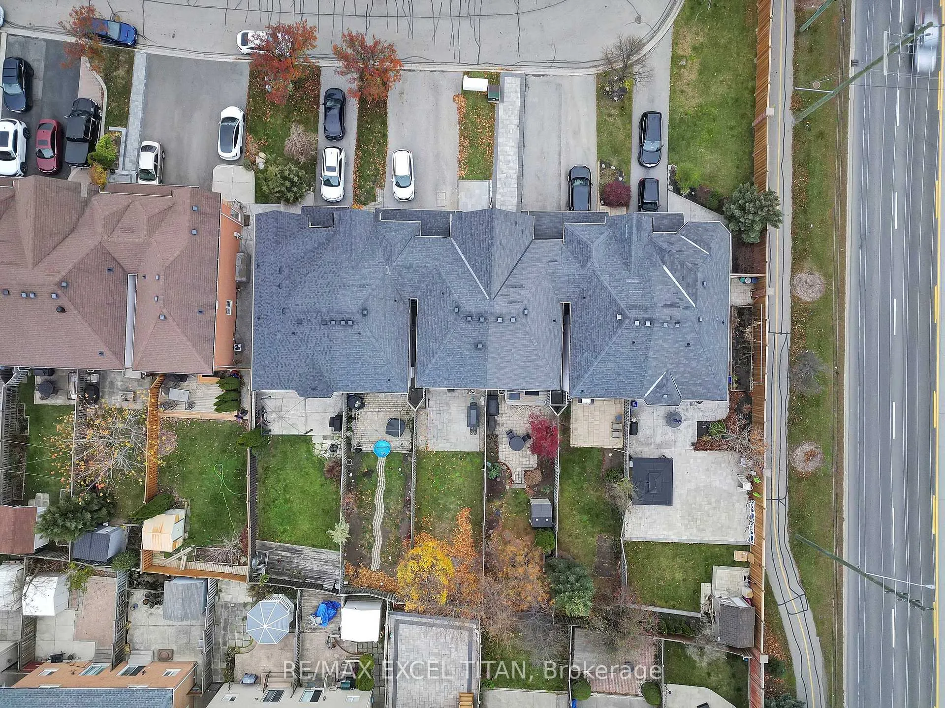 Photo 34 of 74 Giancola Crescent, Vaughan, Maple — HOMEH