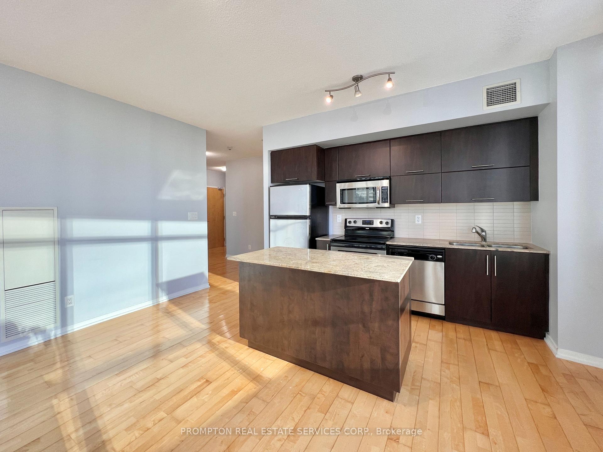 Photo 16 of Unit 1910, 65 Bremner Boulevard, Toronto, Waterfront Communities — HOMEH