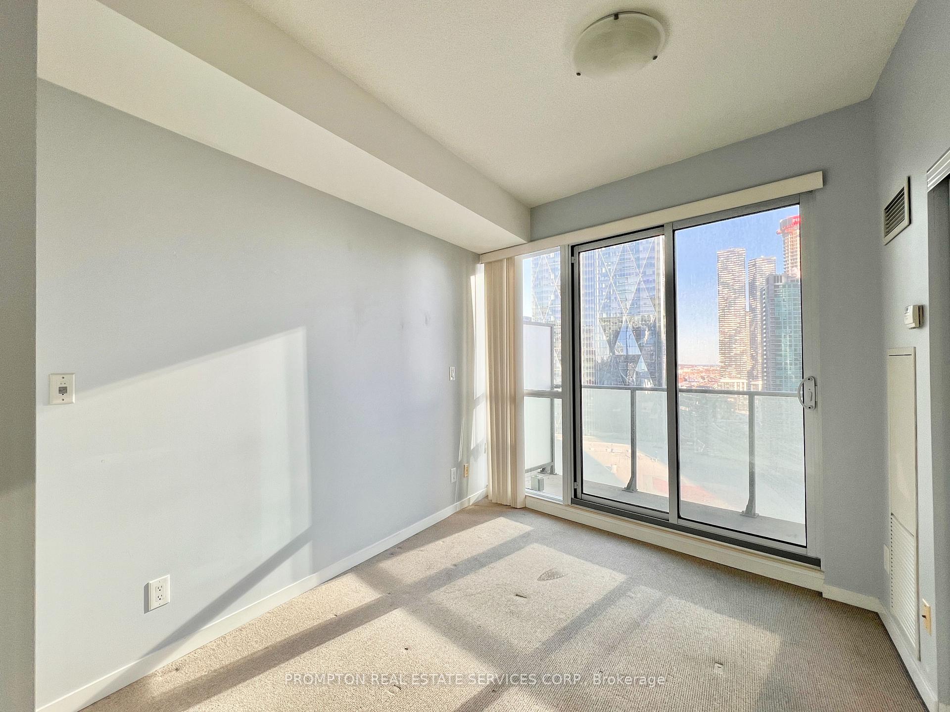 Photo 18 of Unit 1910, 65 Bremner Boulevard, Toronto, Waterfront Communities — HOMEH