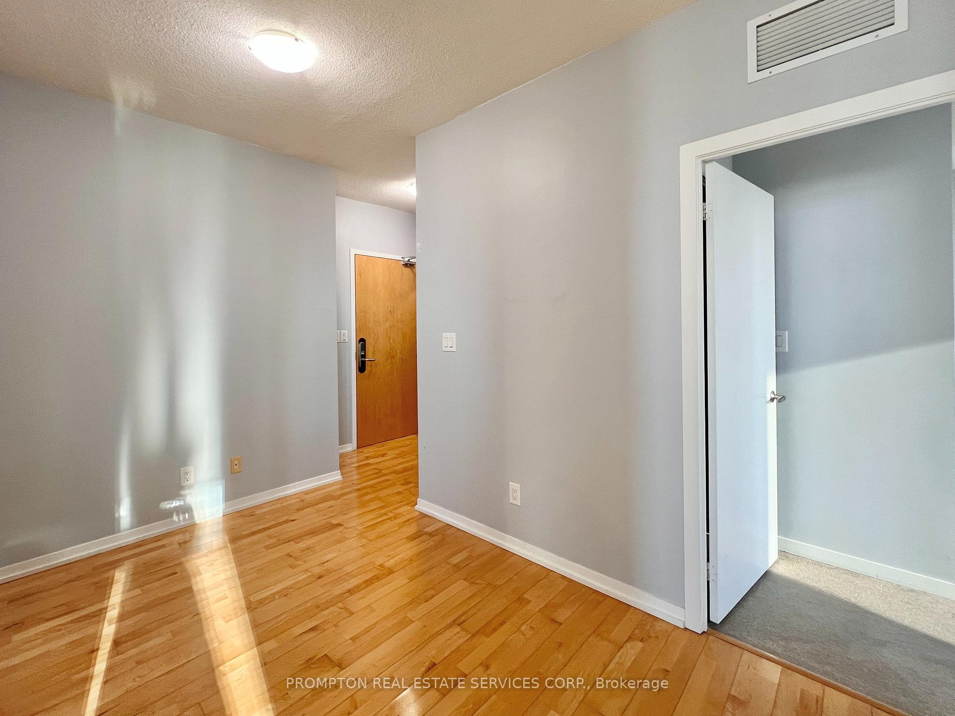 Photo 27 of Unit 1910, 65 Bremner Boulevard, Toronto, Waterfront Communities — HOMEH