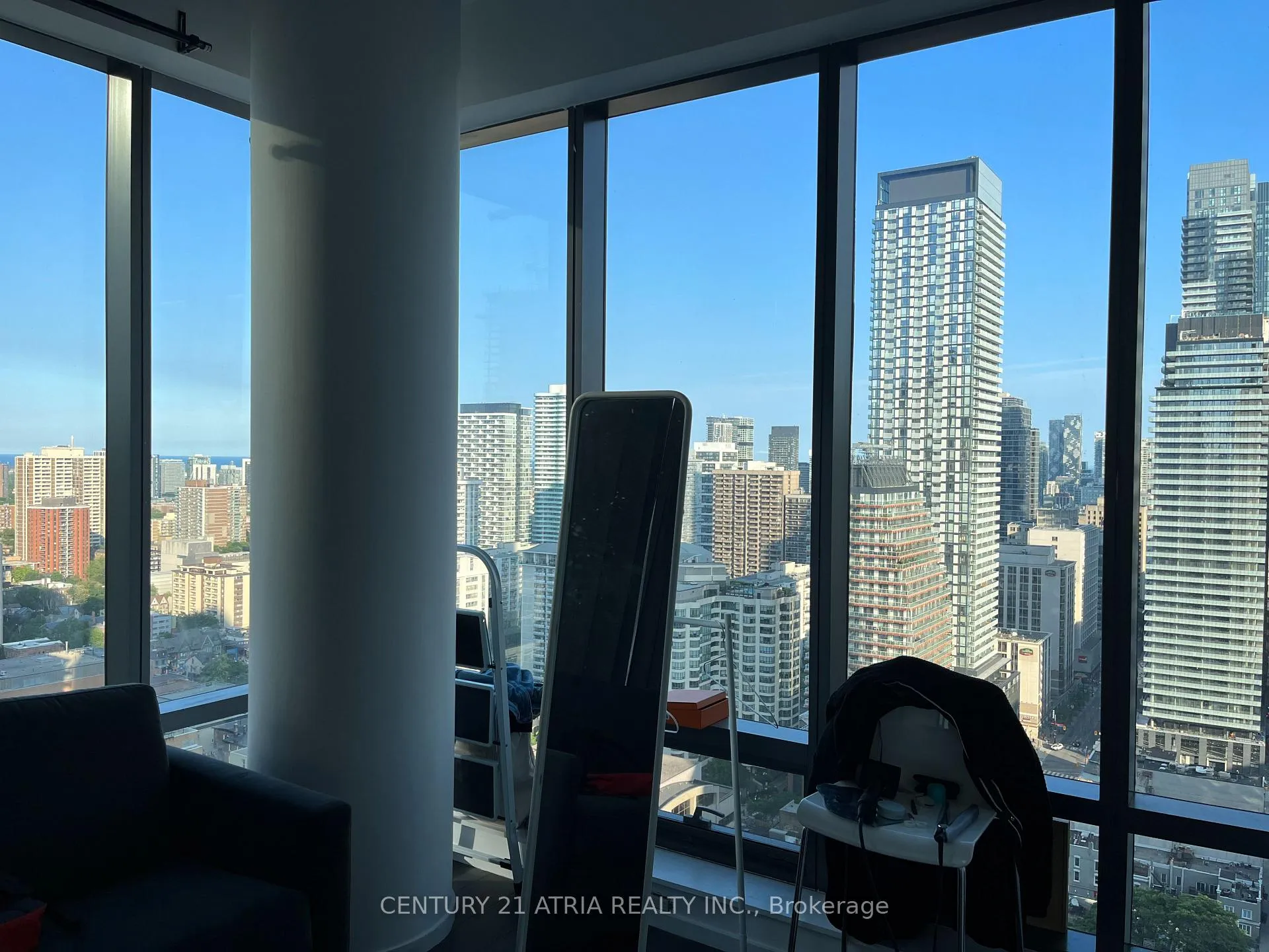 Photo 2 of Unit 2602, 5 St Joseph Street, Toronto, Bay Street Corridor — HOMEH