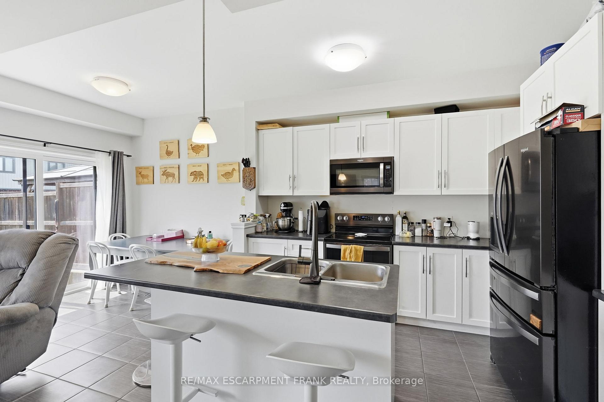 Photo 21 of 23 Severino Circle, West Lincoln, Smithville — HOMEH